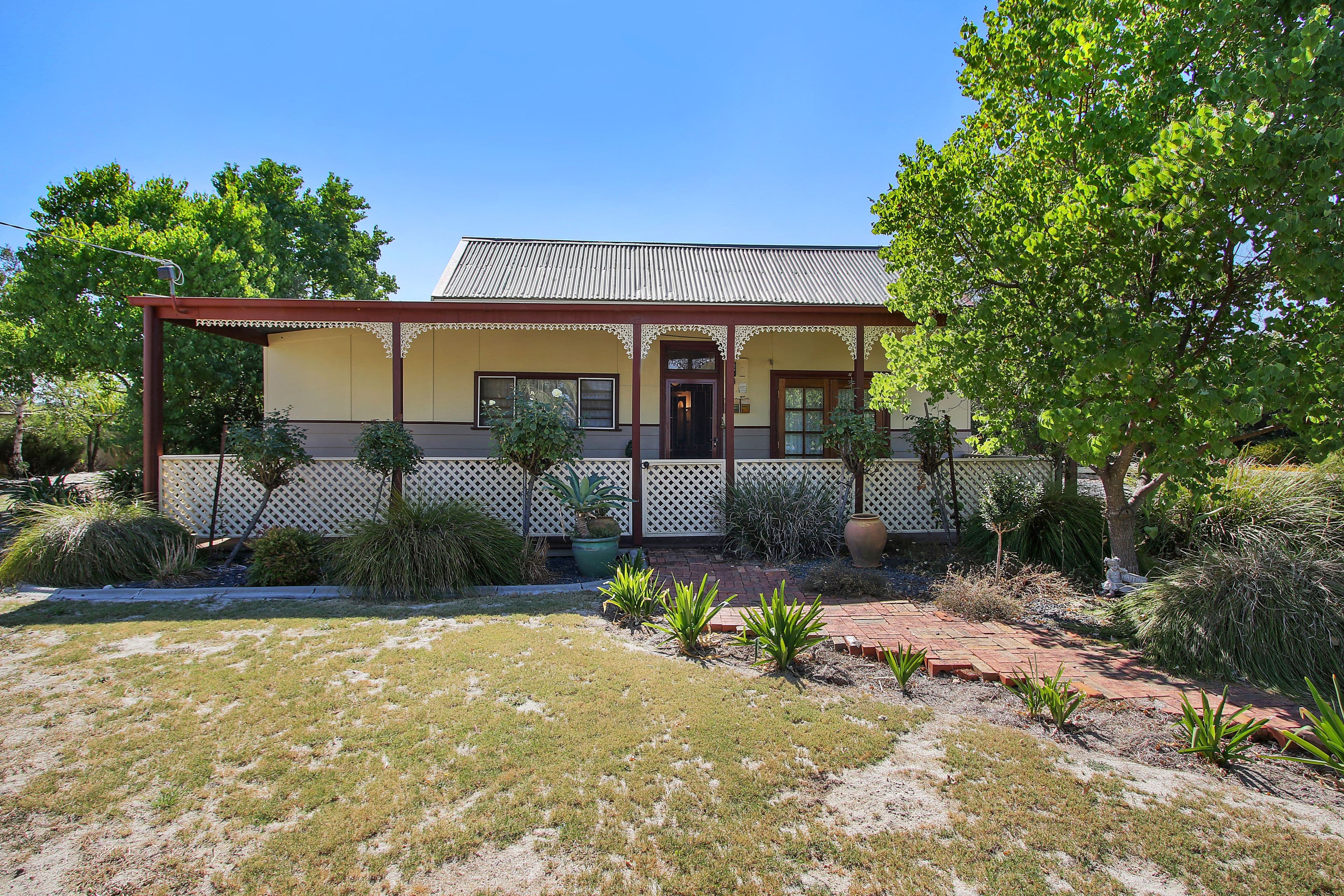 41 Albert Road, Chiltern VIC 3683, Chiltern - Image 1