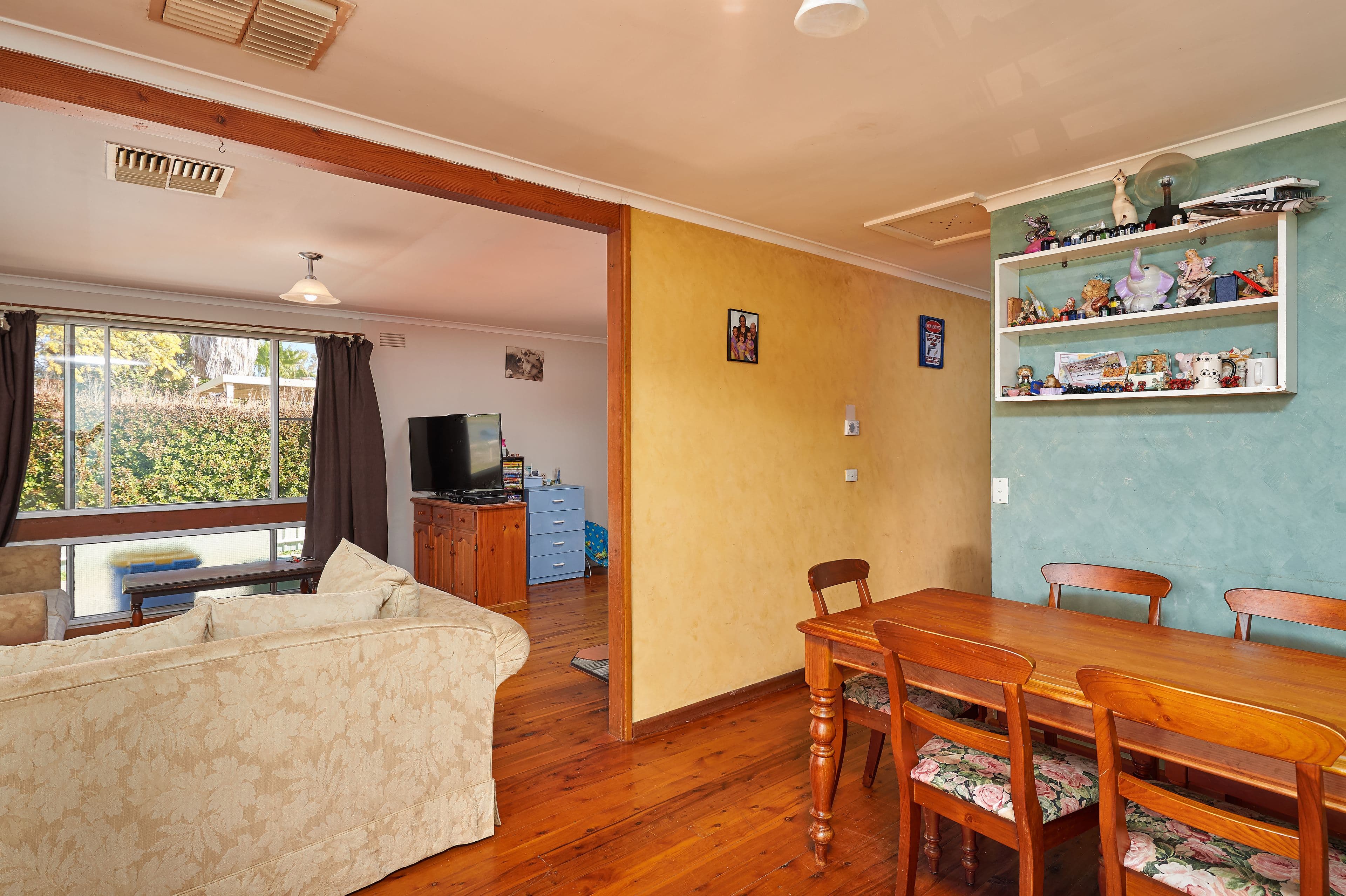 29 Simpson Avenue, Forest Hill - Thumbnail 3