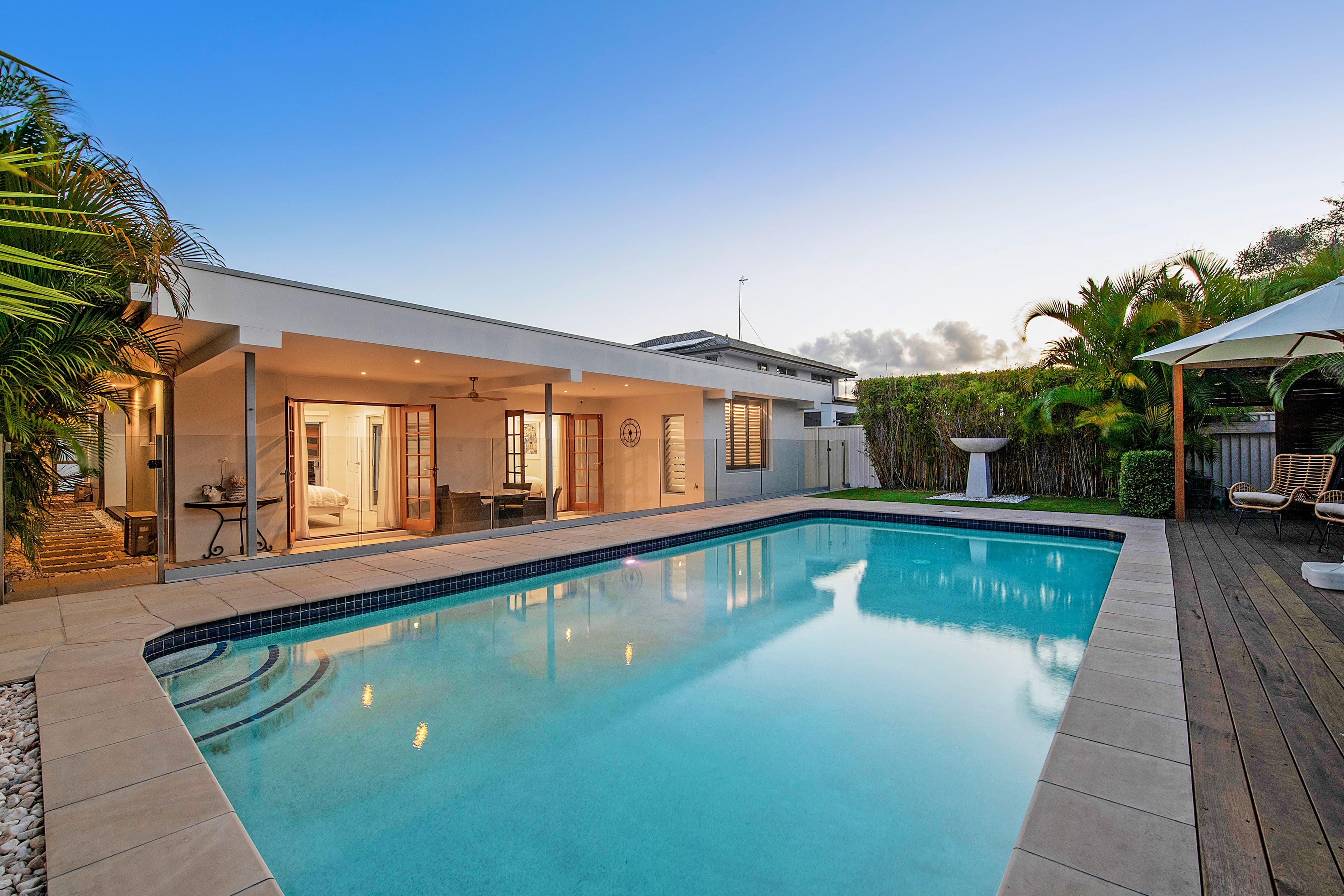 41 Surfers Avenue, Mermaid Waters QLD 4218, Mermaid Waters - Thumbnail 2