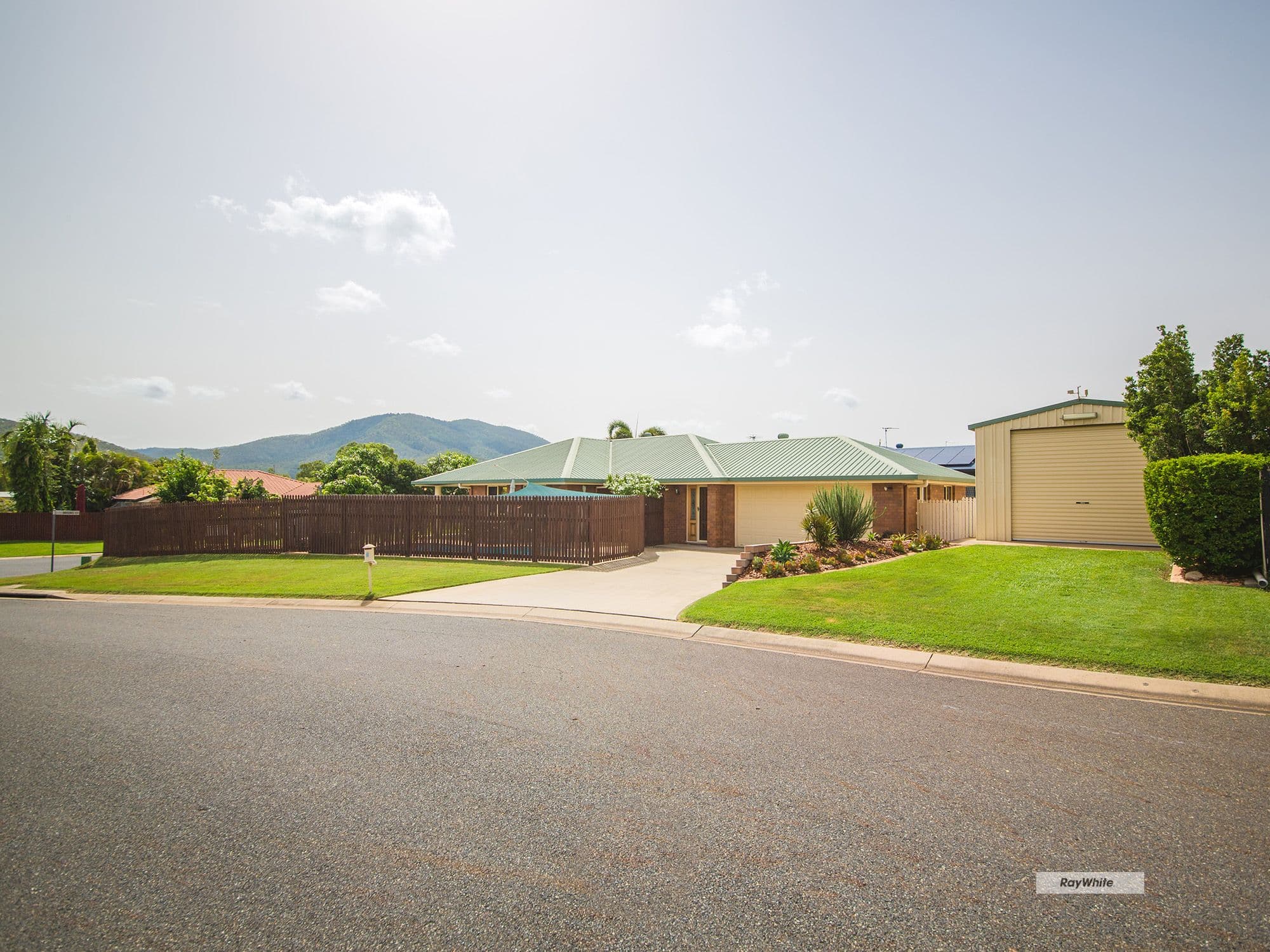 8 Neish Court, Norman Gardens QLD 4701, Norman Gardens - Thumbnail 2