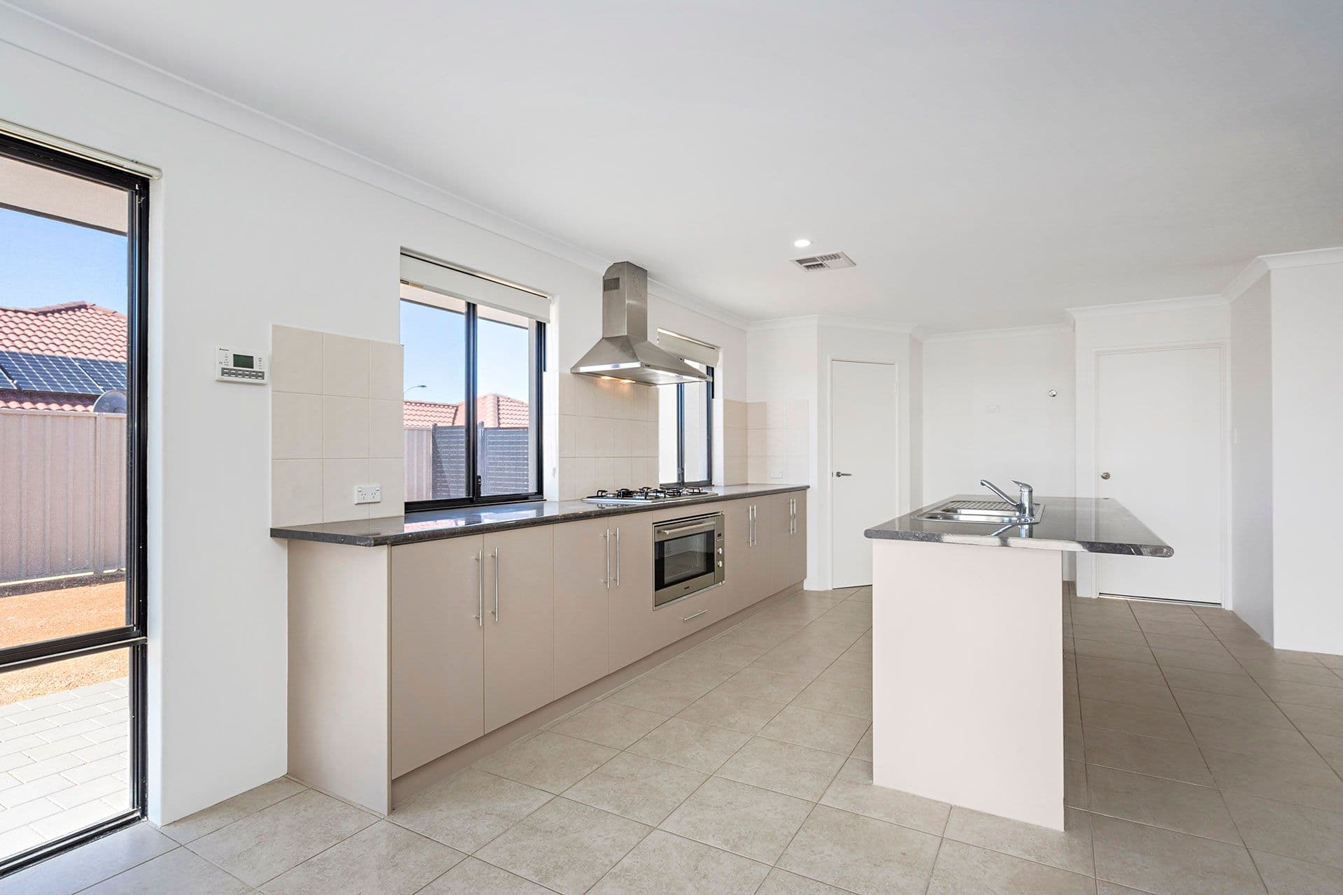 8 Alera Entrance, Wandina WA 6530, Wandina - Thumbnail 7