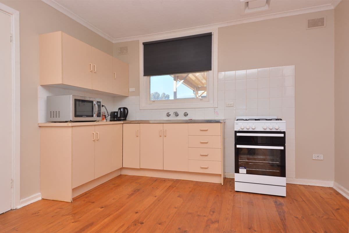 14 Thomas Street, Whyalla Stuart SA 5608, Whyalla Stuart - Thumbnail 3
