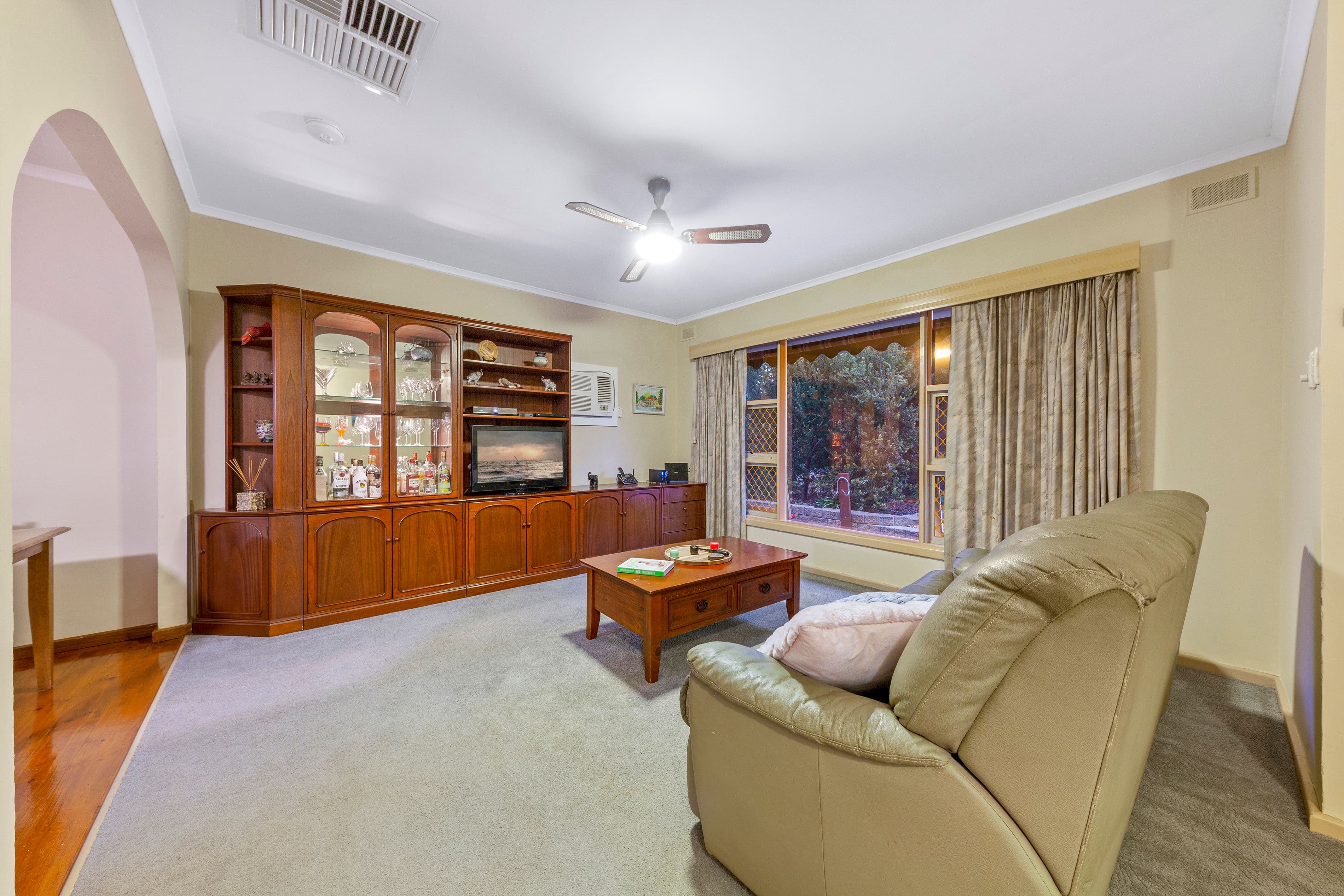 13 Wendy Avenue, Valley View SA 5093, Valley View - Thumbnail 4