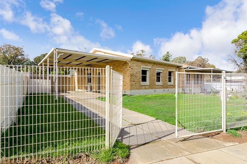 4 Shannon Street, Elizabeth East SA 5112, Elizabeth East - Thumbnail 2