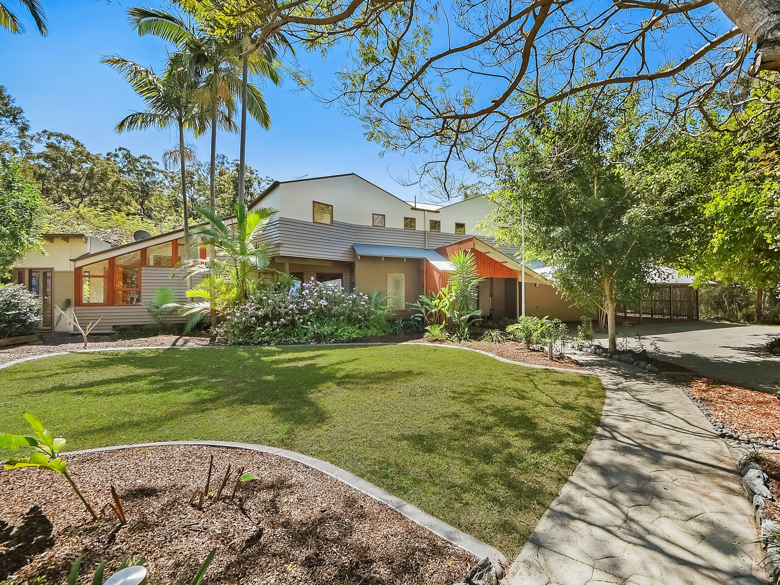 8 Ernest Court, Bunya QLD 4055, Bunya - Image 1