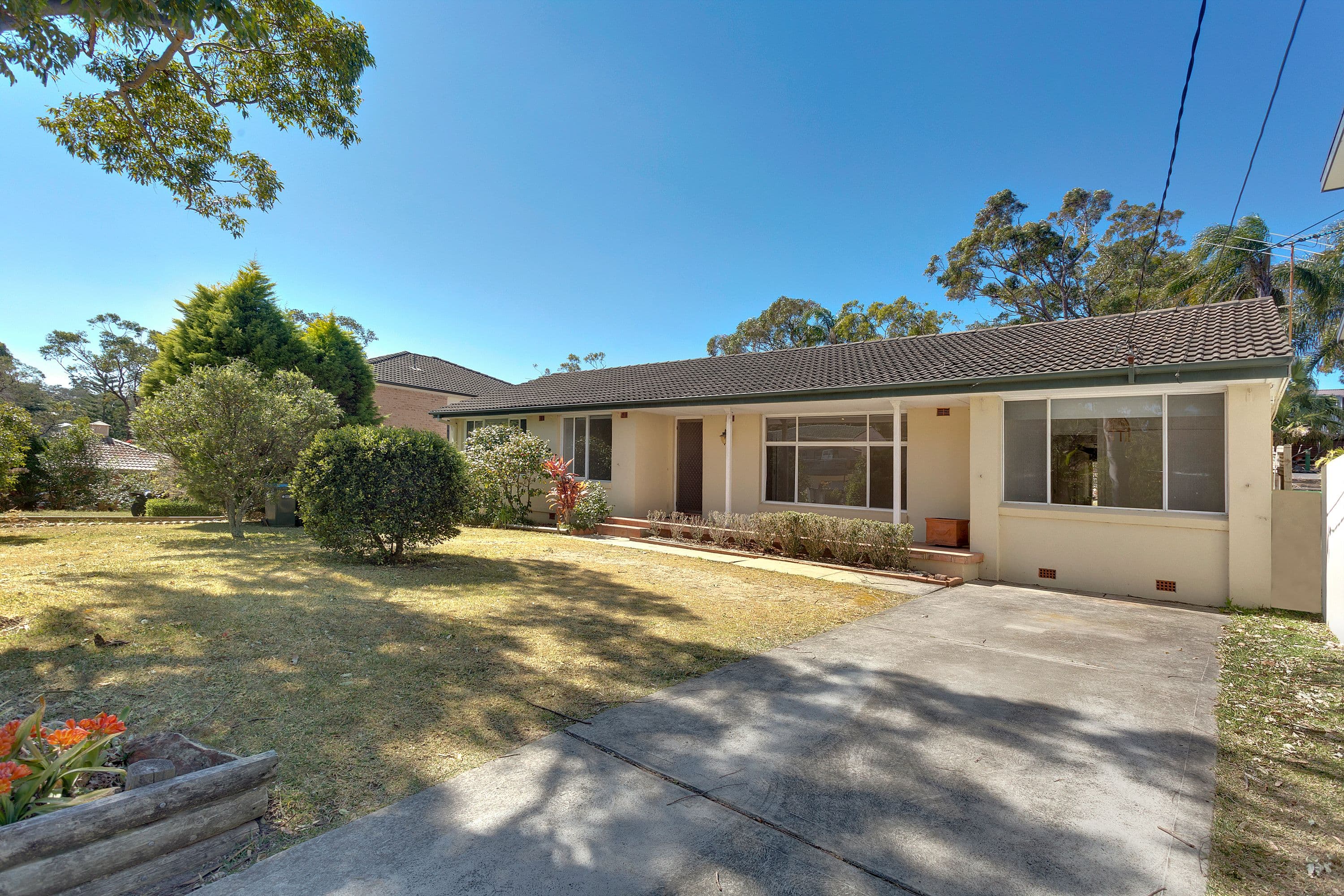 35 Koorangi Avenue, Elanora Heights - Image 1
