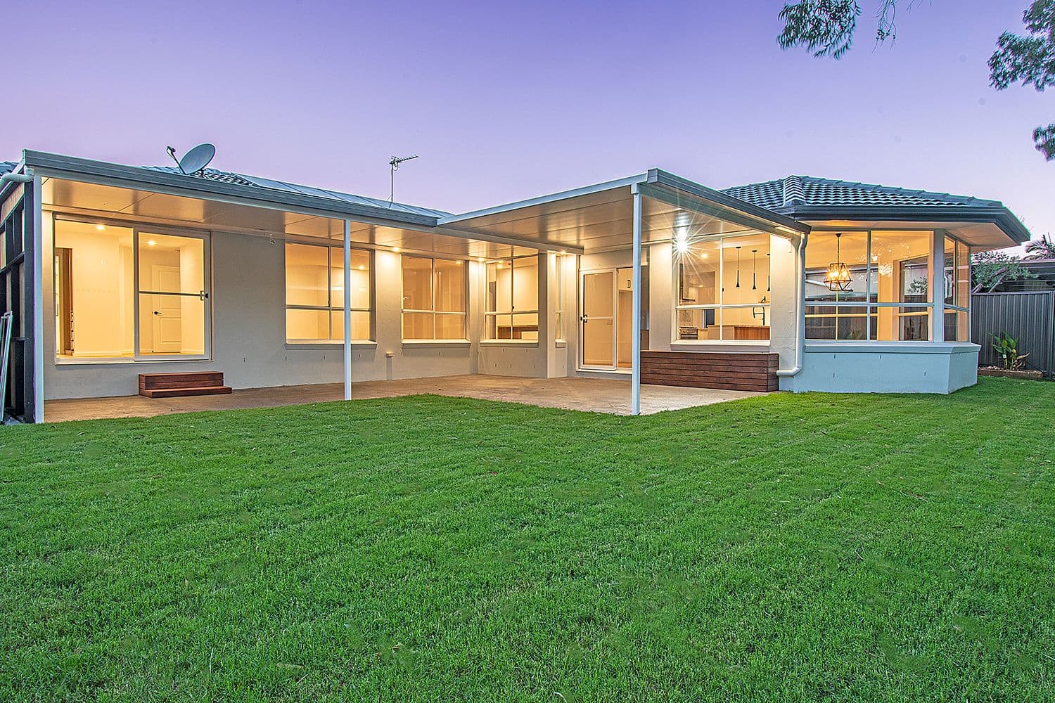 21 Desert Falls Crescent, Parkwood QLD 4214, Parkwood - Thumbnail 4