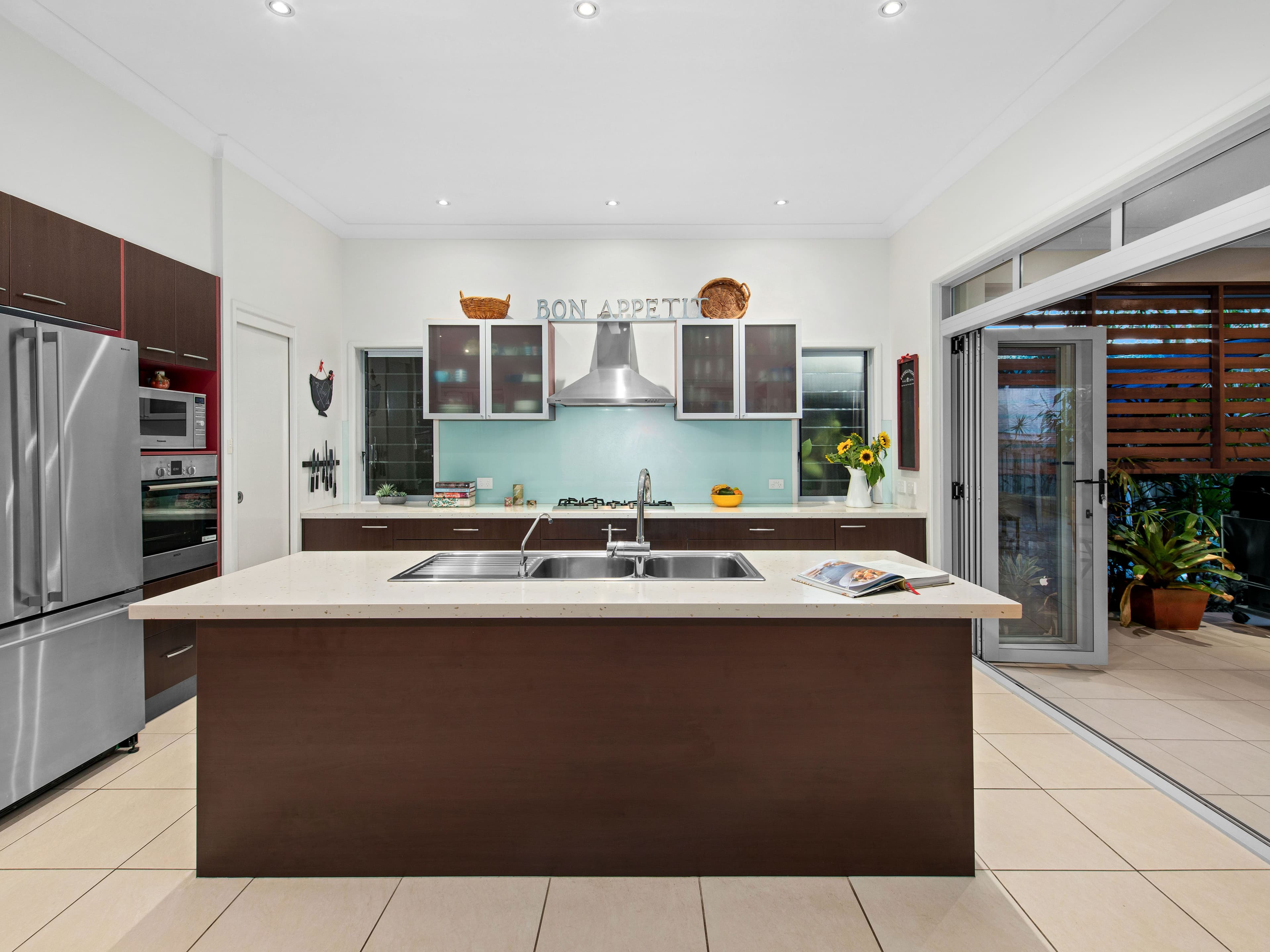 53 Toomba Avenue, Ashgrove QLD 4060, Ashgrove - Thumbnail 2
