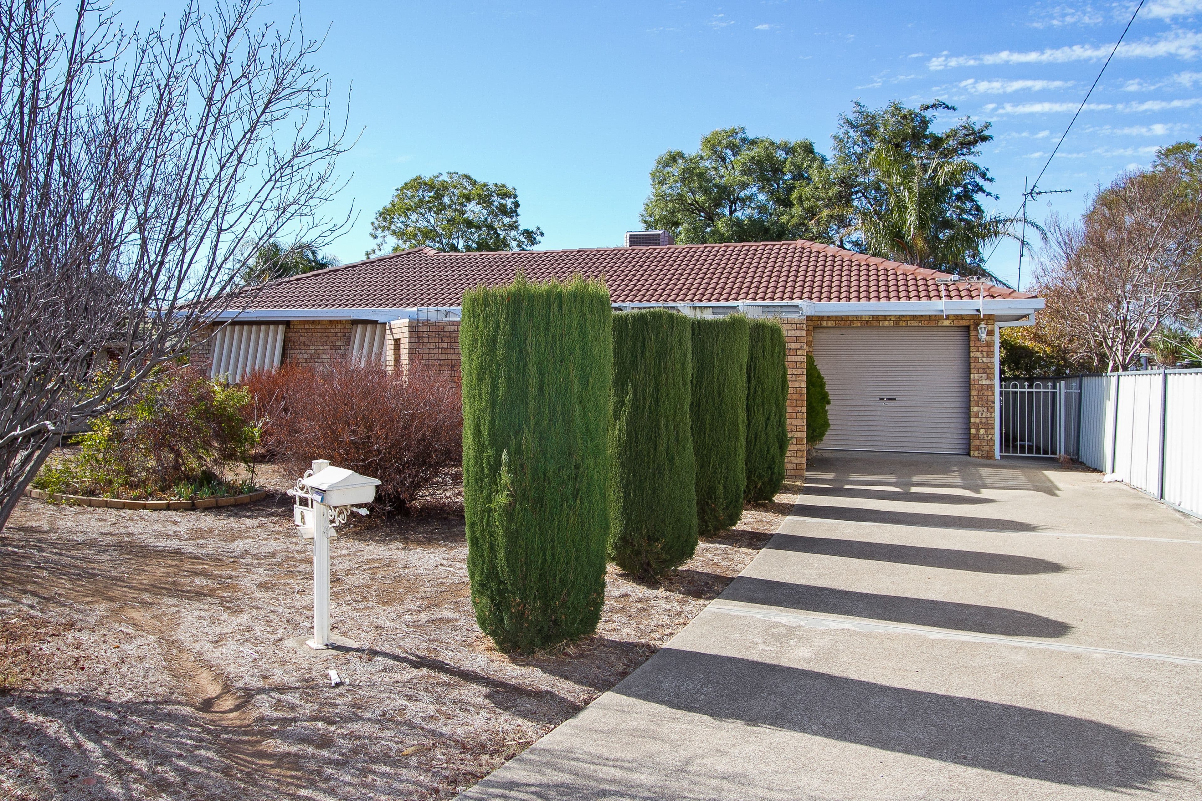 8 Frank Street, Tamworth NSW 2340, Tamworth - Thumbnail 2