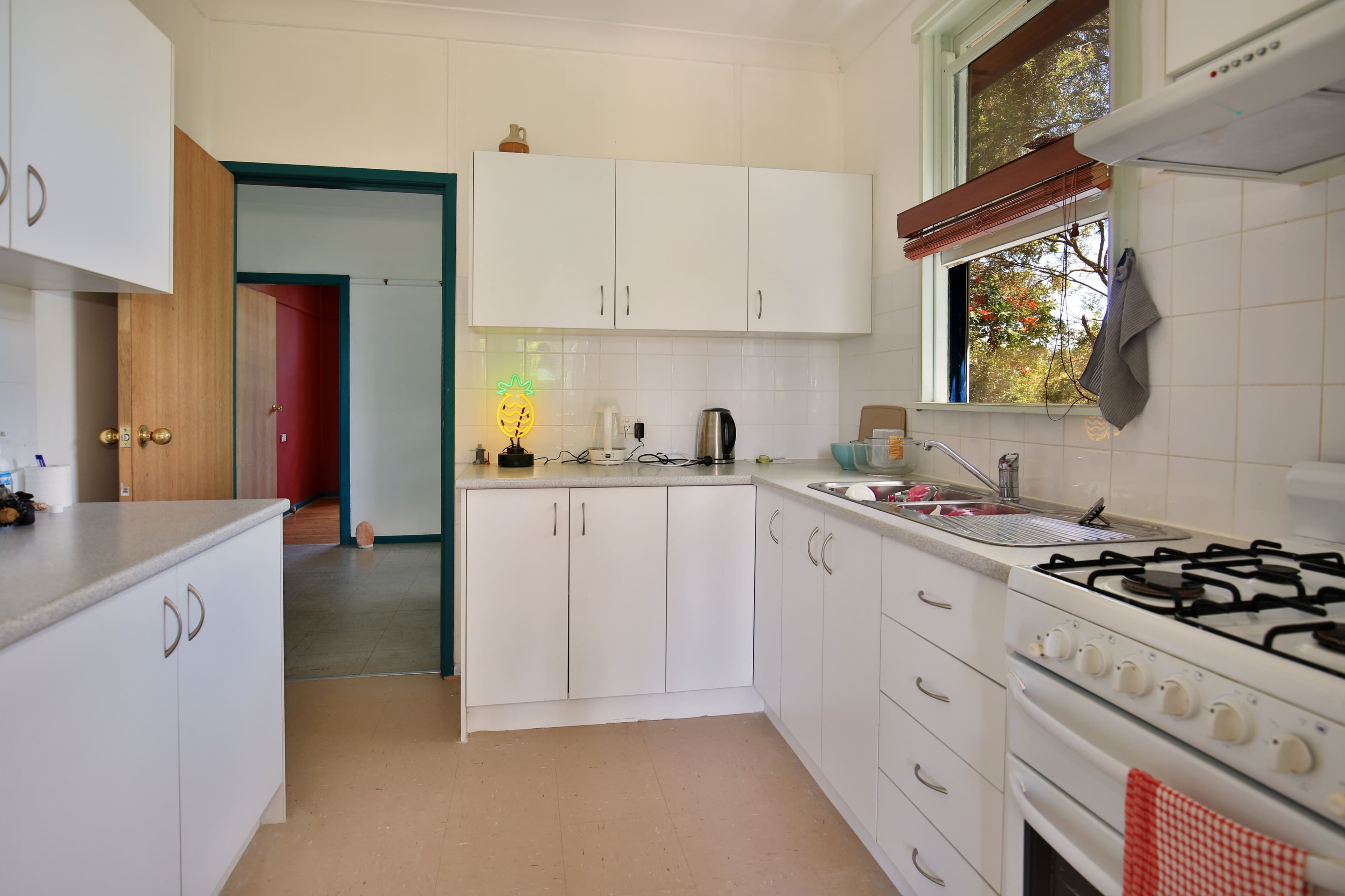 98 Wallace Street, Nowra - Thumbnail 5