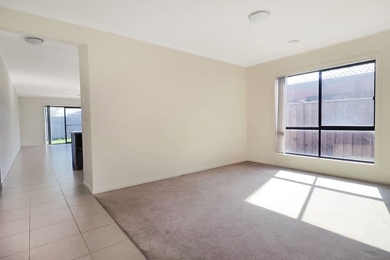 56 Spectacle Crescent, Point Cook VIC 3030, Point Cook - Thumbnail 5