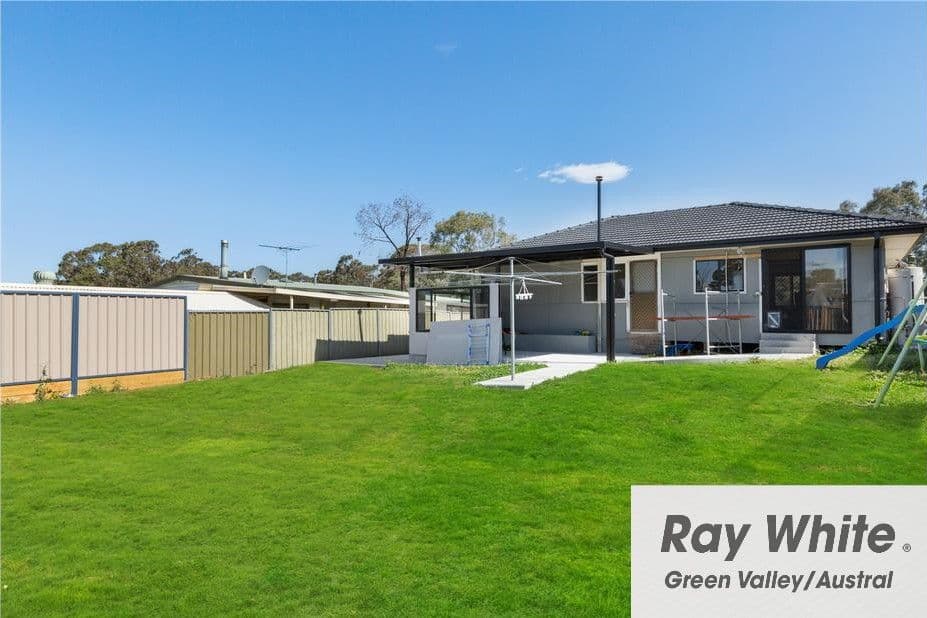42 Busby Road, Busby - Thumbnail 7