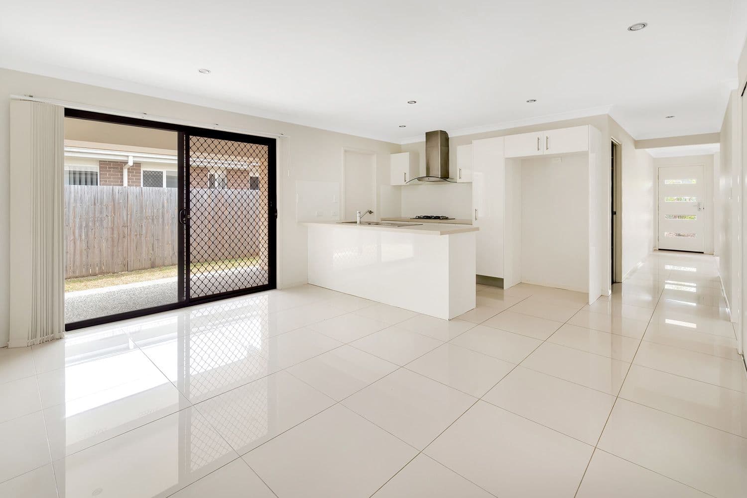 17 Lisa Crescent, Coomera QLD 4209, Coomera - Thumbnail 3
