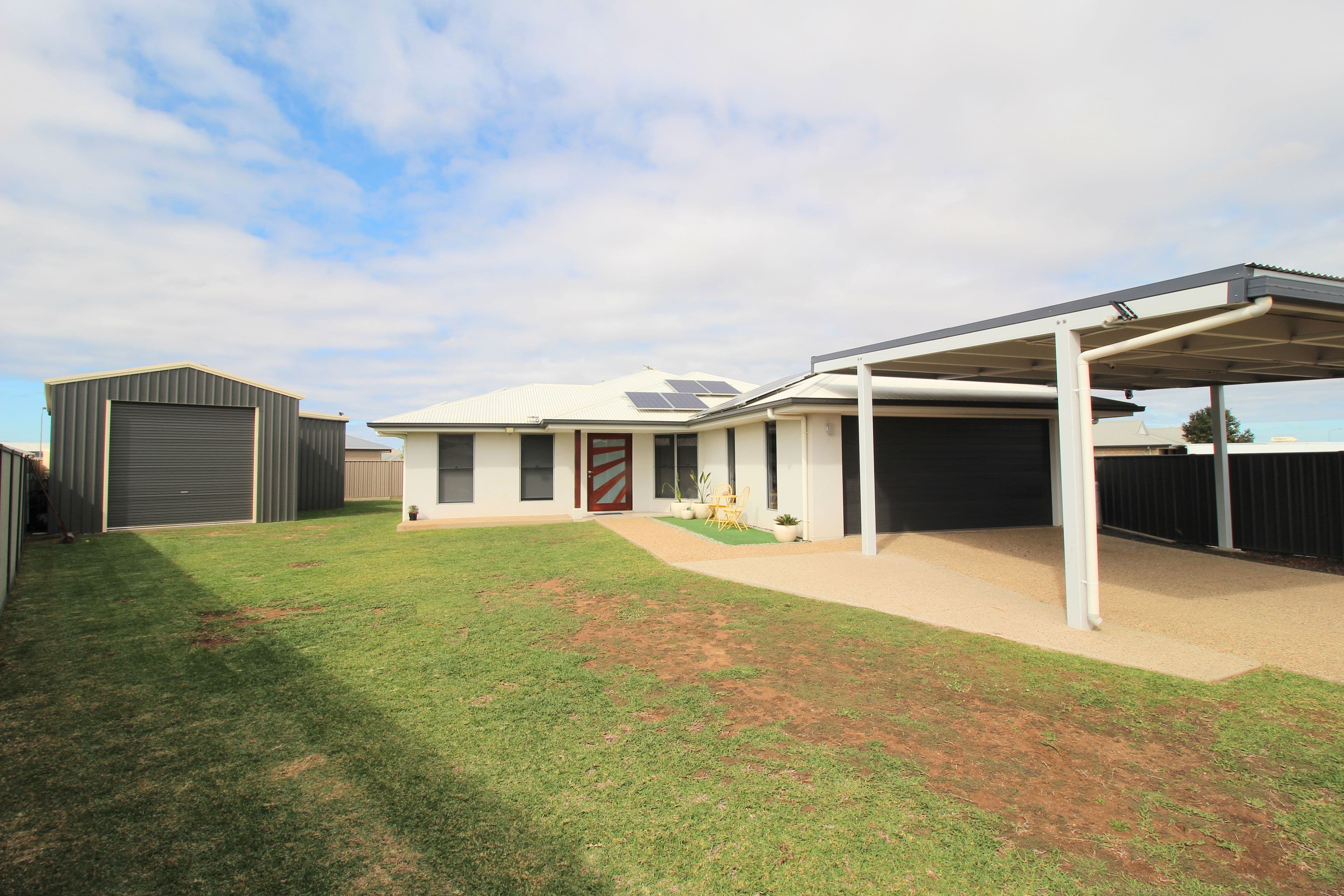 3 Thornton Street, Emerald QLD 4720, Emerald - Image 1