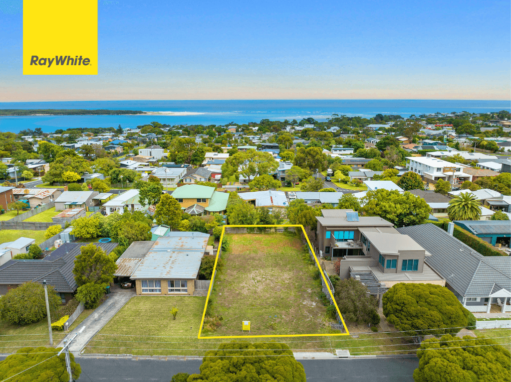 12 Kenneth Street, Inverloch VIC 3996, Inverloch - Image 1