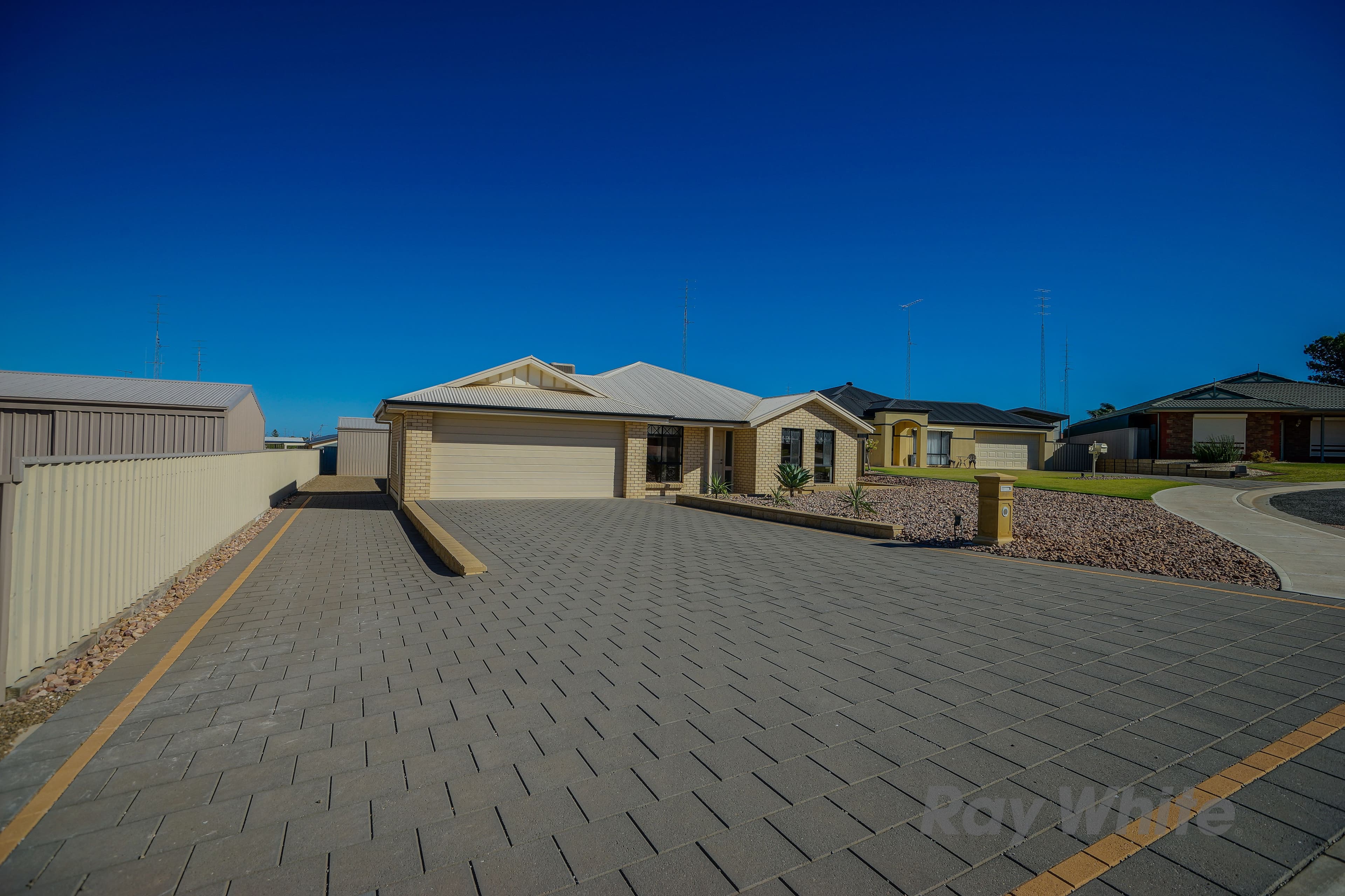 2 Finlay Court, Moonta Bay SA 5558, Moonta Bay - Thumbnail 2