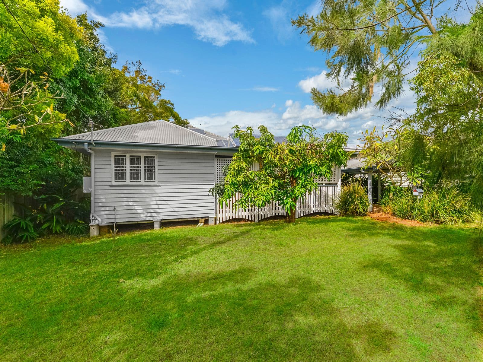 52 Chippewa Avenue, Donvale, Donvale - Thumbnail 2