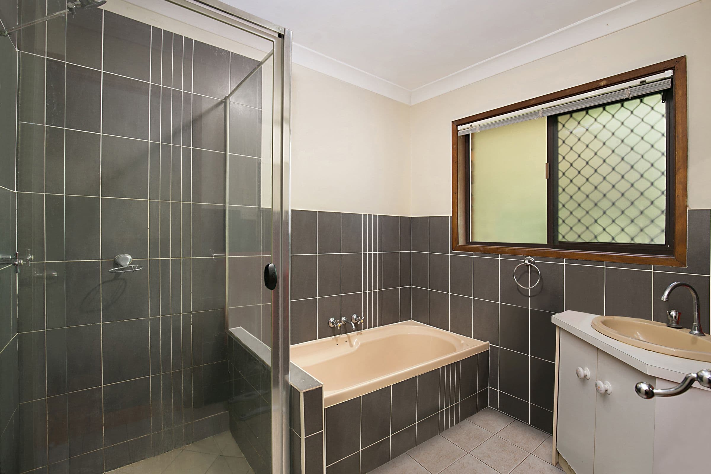 5 Francesca Street, Waterford West QLD 4133, Waterford West - Thumbnail 4