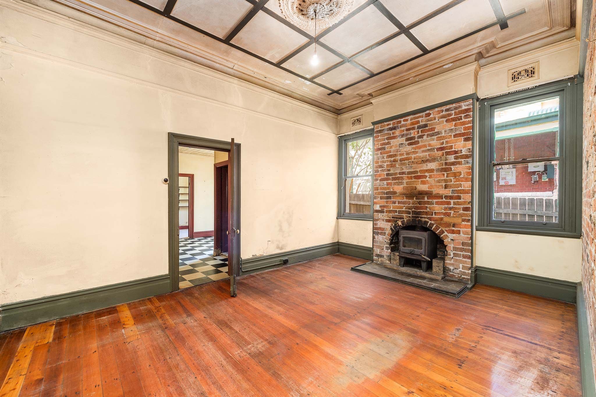 9 Fort Street, Petersham - Thumbnail 2
