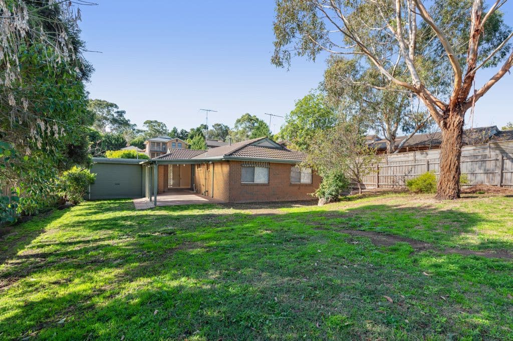 24 Kamarooka Drive, Wattle Glen VIC 3096, Wattle Glen - Thumbnail 2