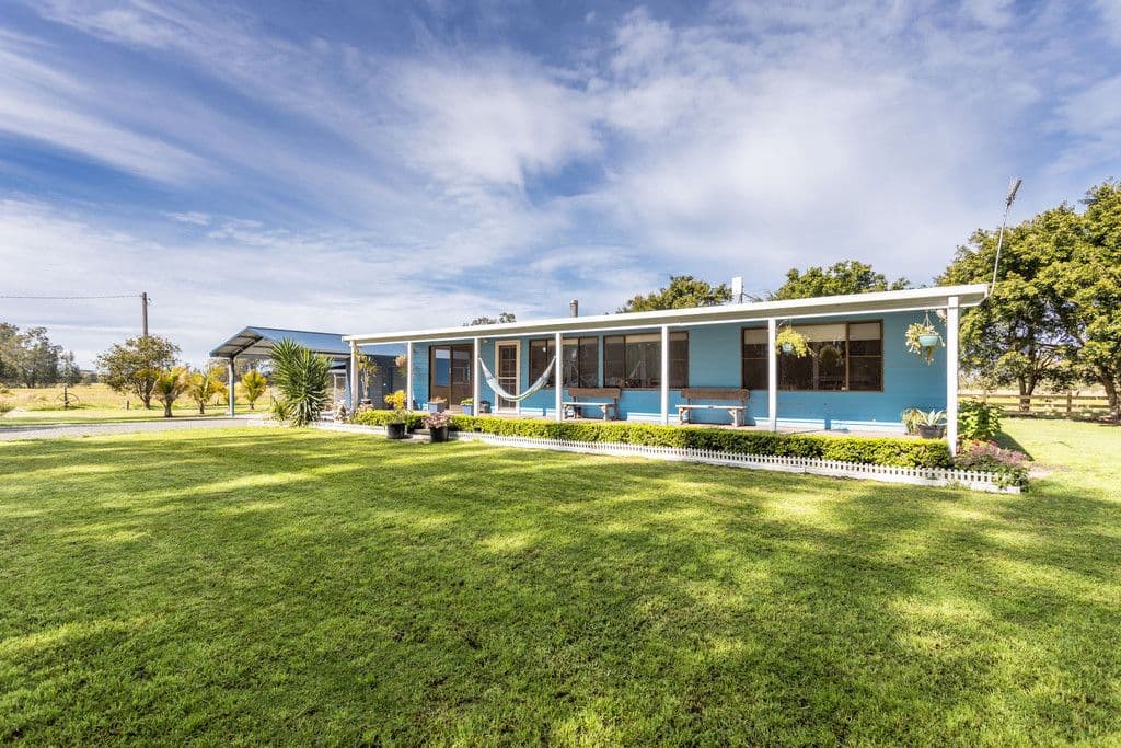 10 Narrung Place, Oxley Island NSW 2430, Oxley Island - Thumbnail 2