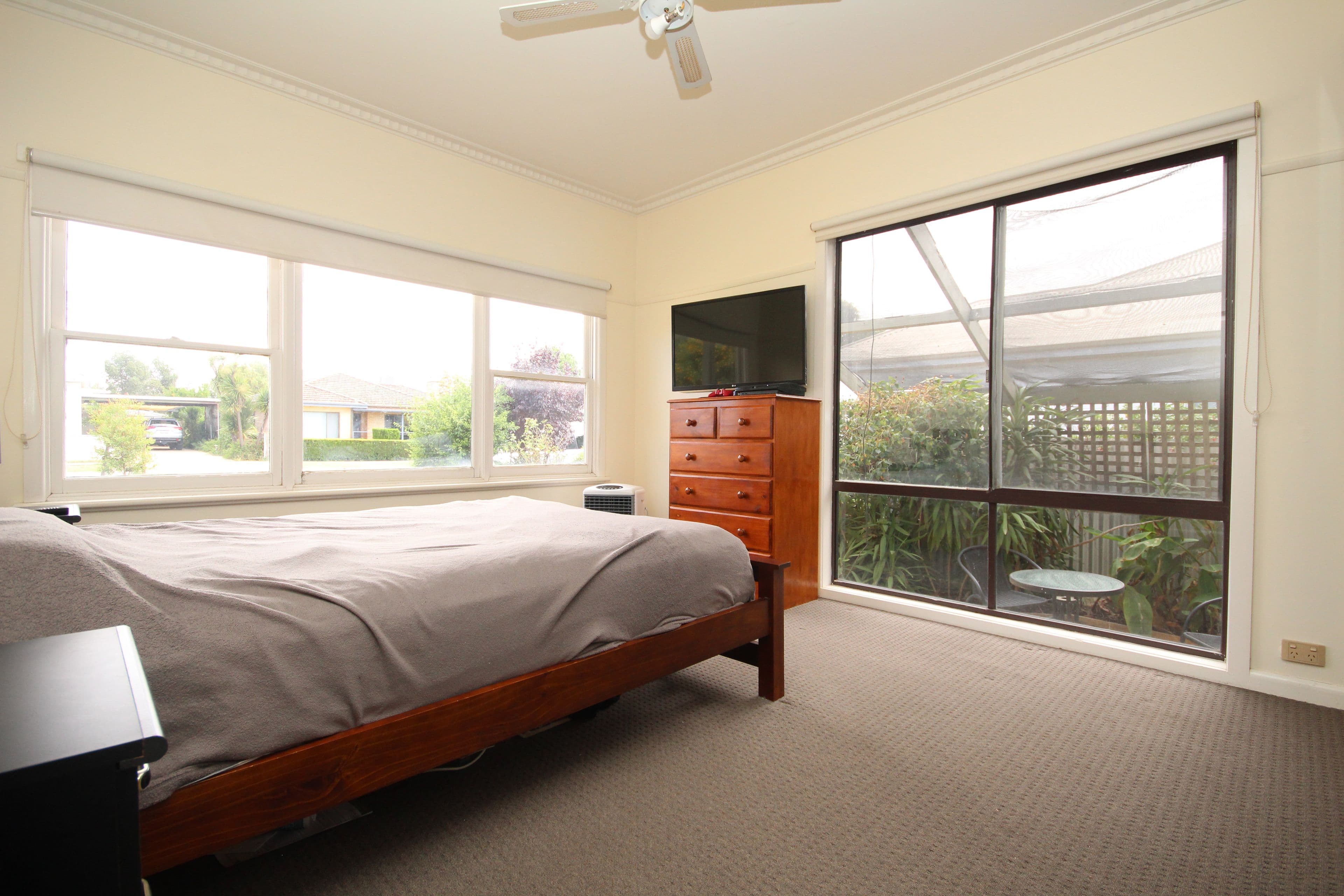 37 Edith Street, Horsham VIC 3400, Horsham - Thumbnail 2