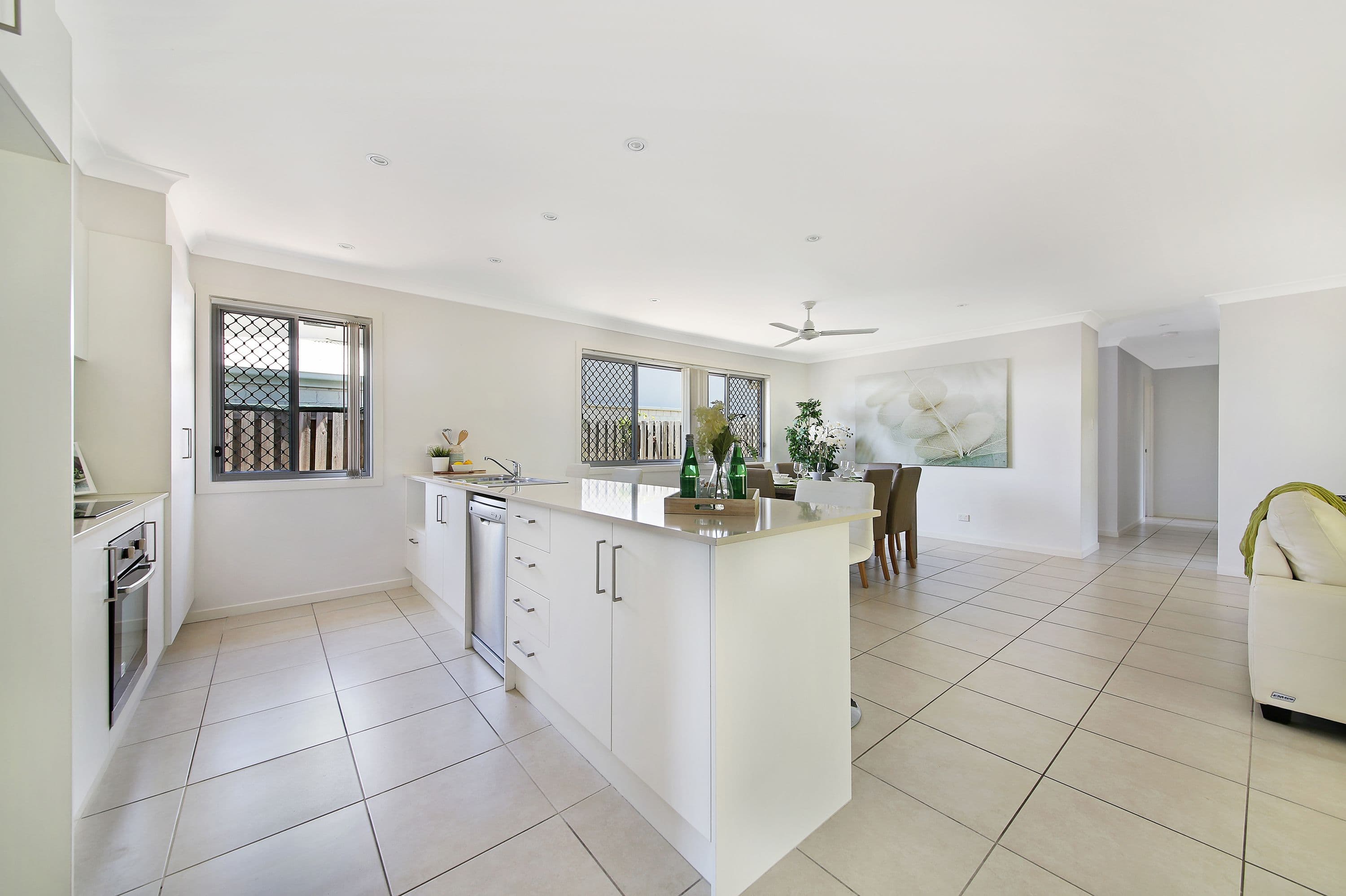 4 Sunbird Court, Elanora QLD 4221, Elanora - Thumbnail 6
