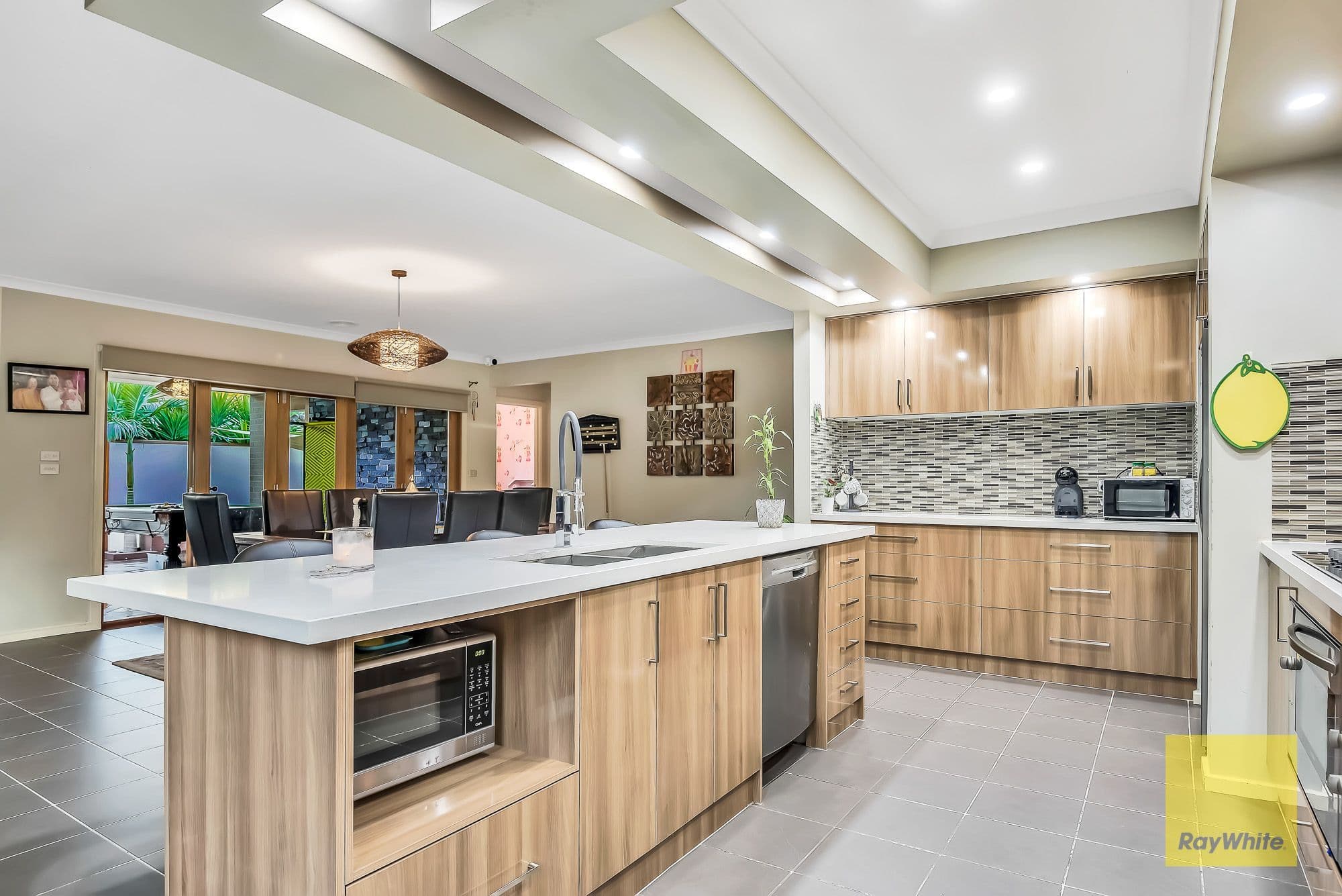 8 Emma Drive, Tarneit VIC 3029, Tarneit - Thumbnail 4