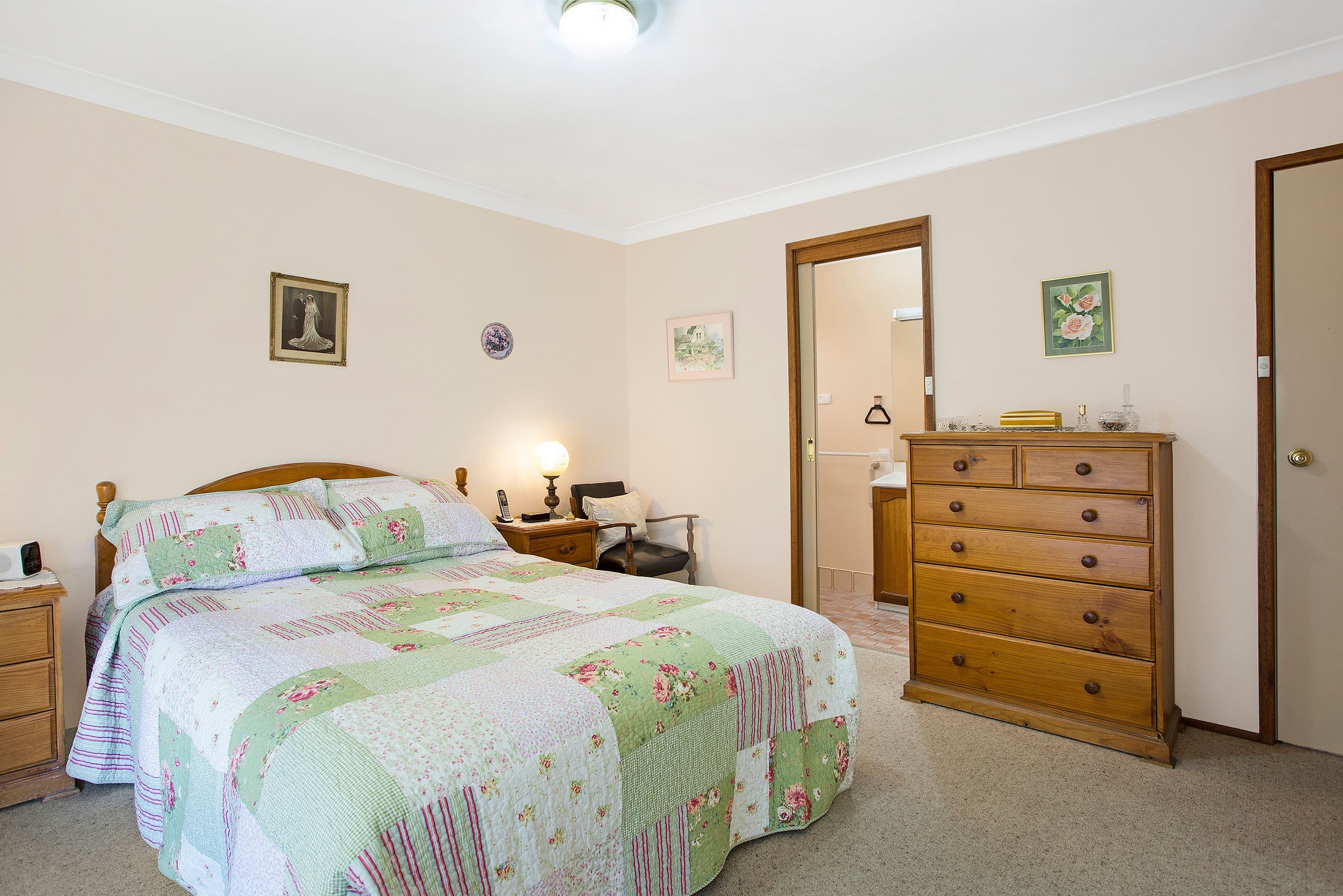 27 Dampier Boulevard, Killarney Vale - Thumbnail 5