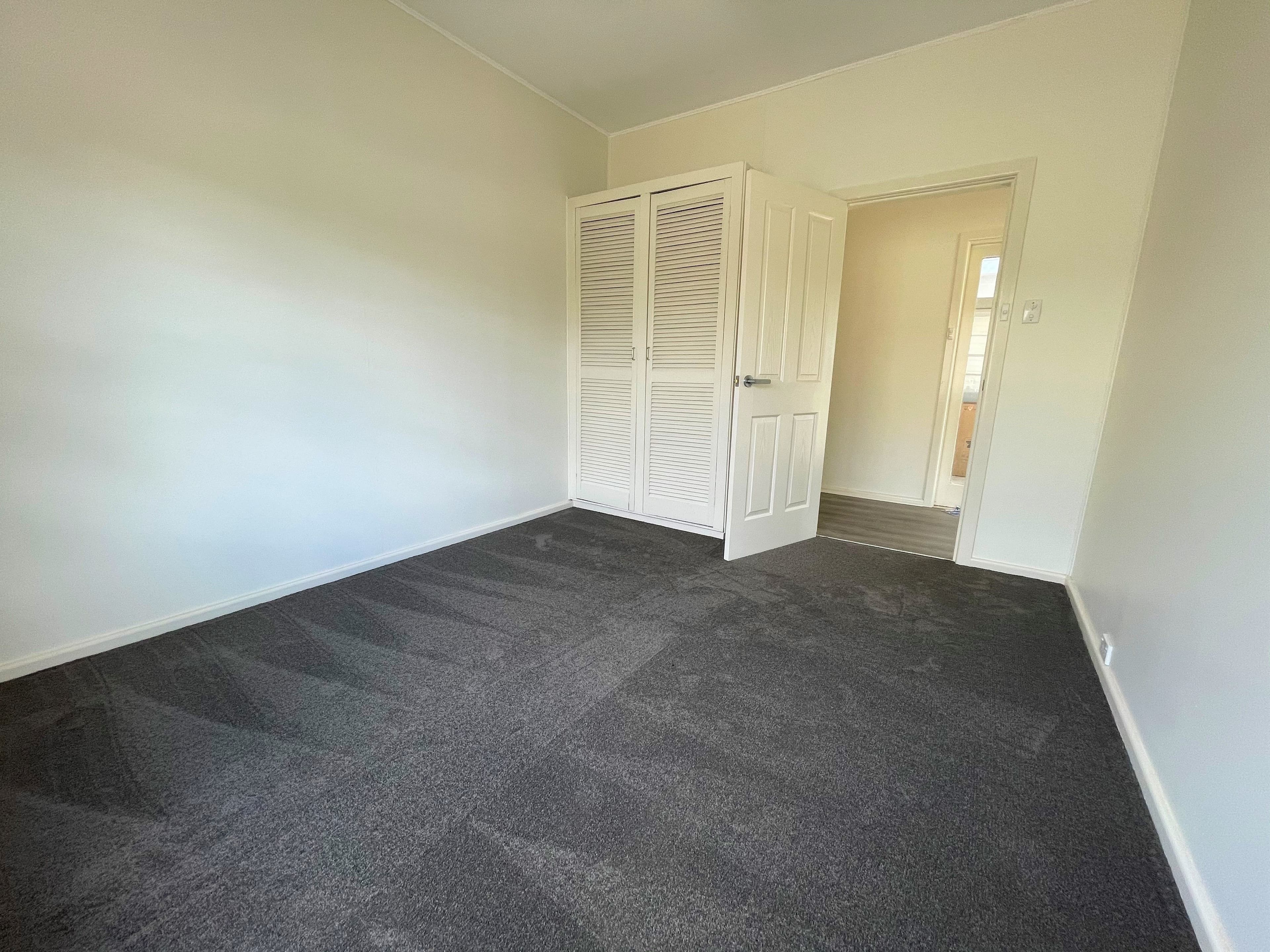 8 Lansdowne Street, Young NSW 2594, Young - Thumbnail 7