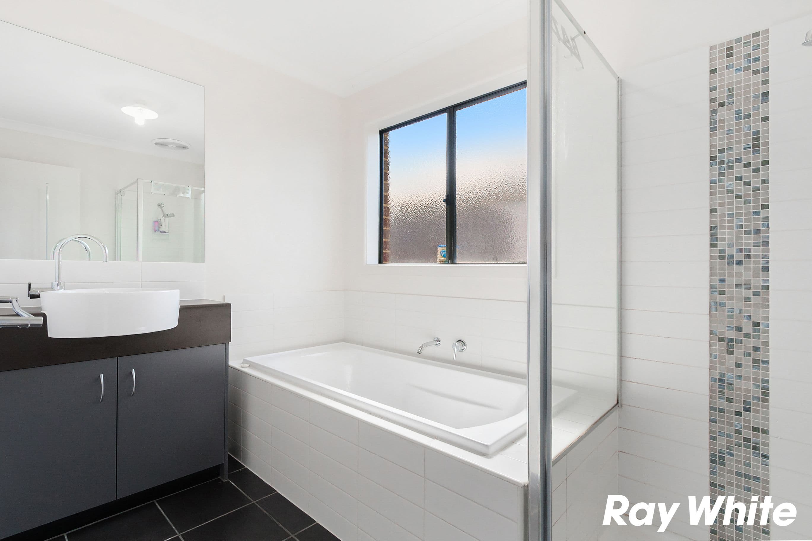 31 Springwater Drive, Drouin VIC 3818, Drouin - Thumbnail 8