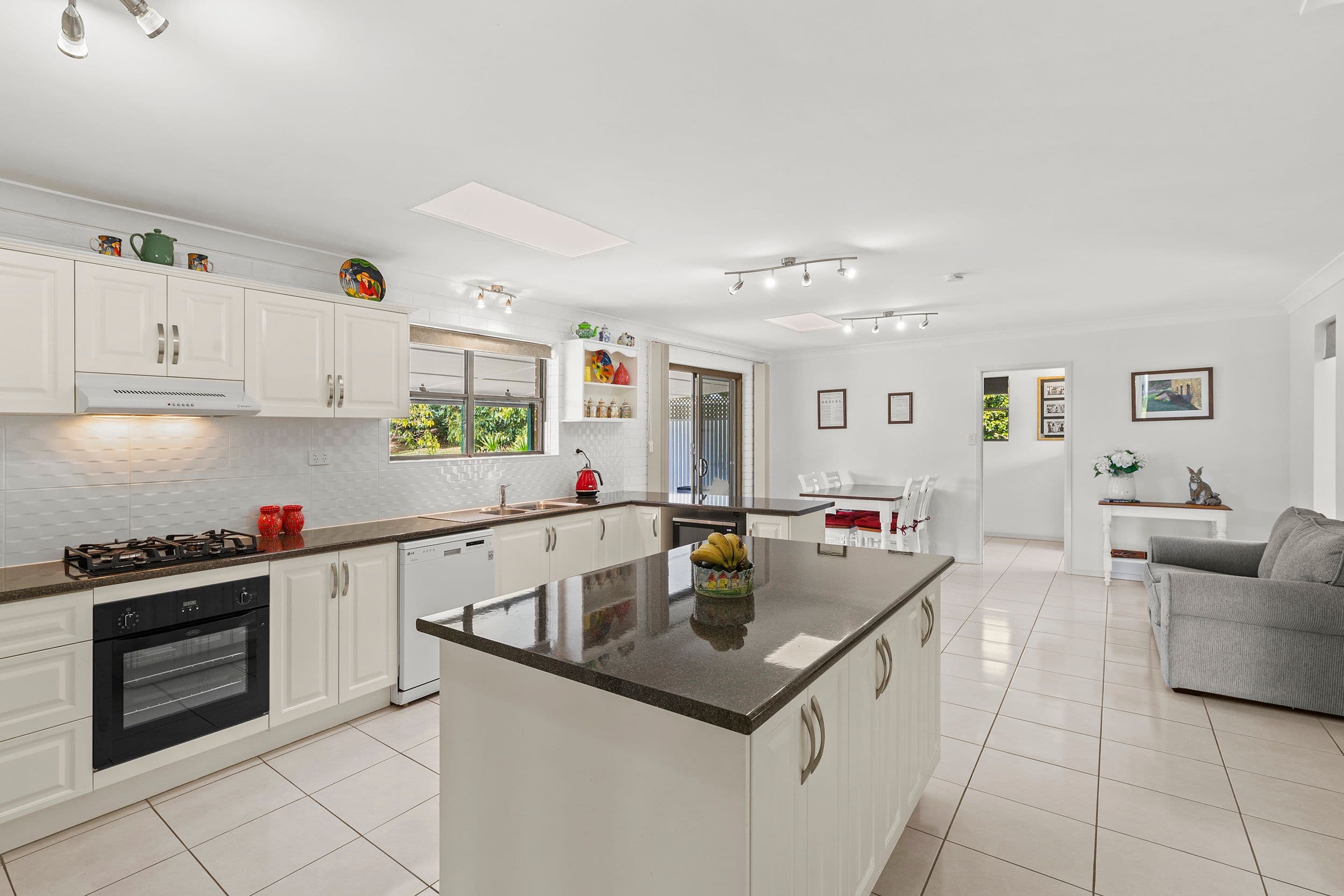 7-13 Alpine Terrace, Tamborine Mountain QLD 4272, Tamborine Mountain - Thumbnail 6