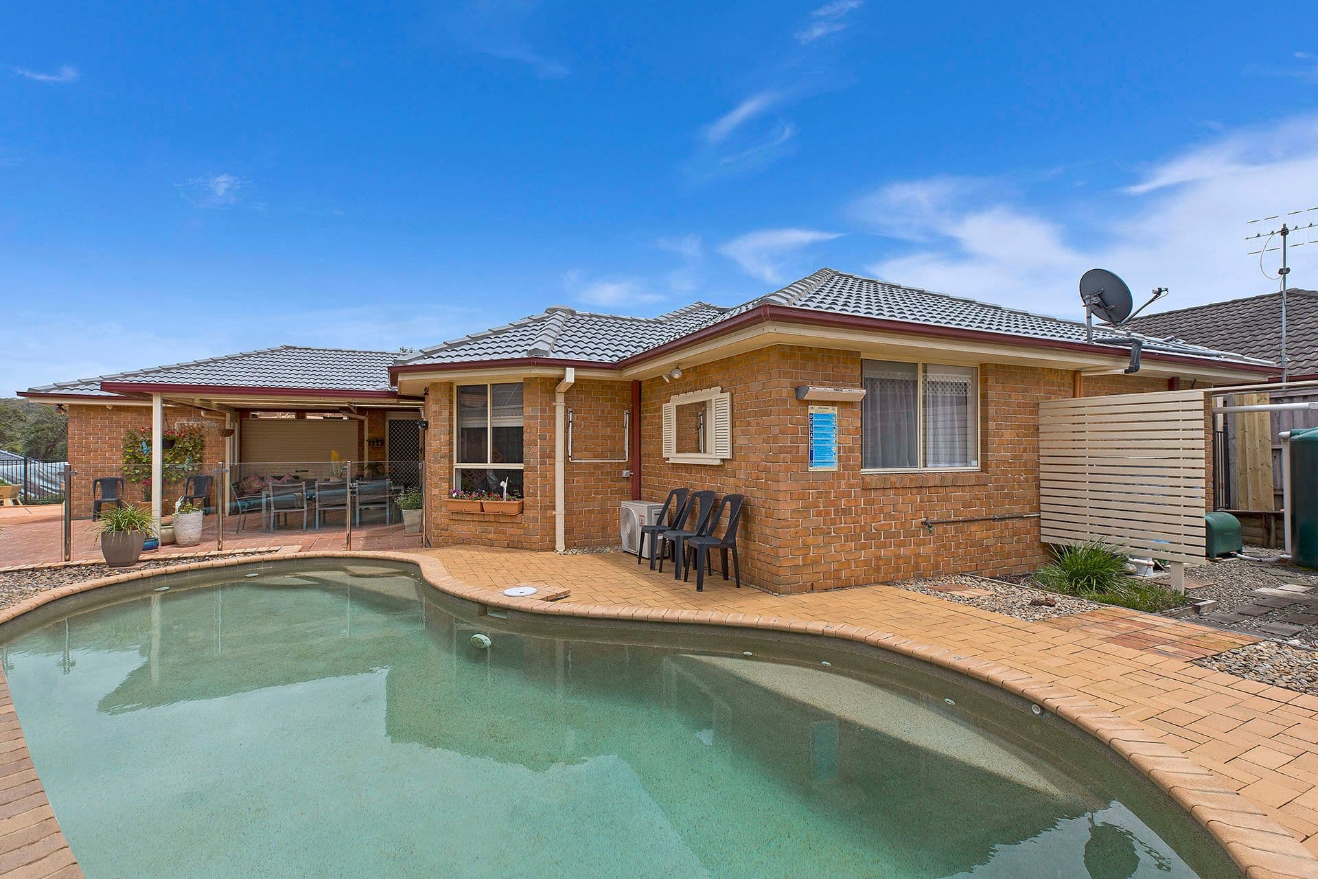 70 Sir Joseph Banks Drive, Bateau Bay NSW 2261, Bateau Bay - Thumbnail 2