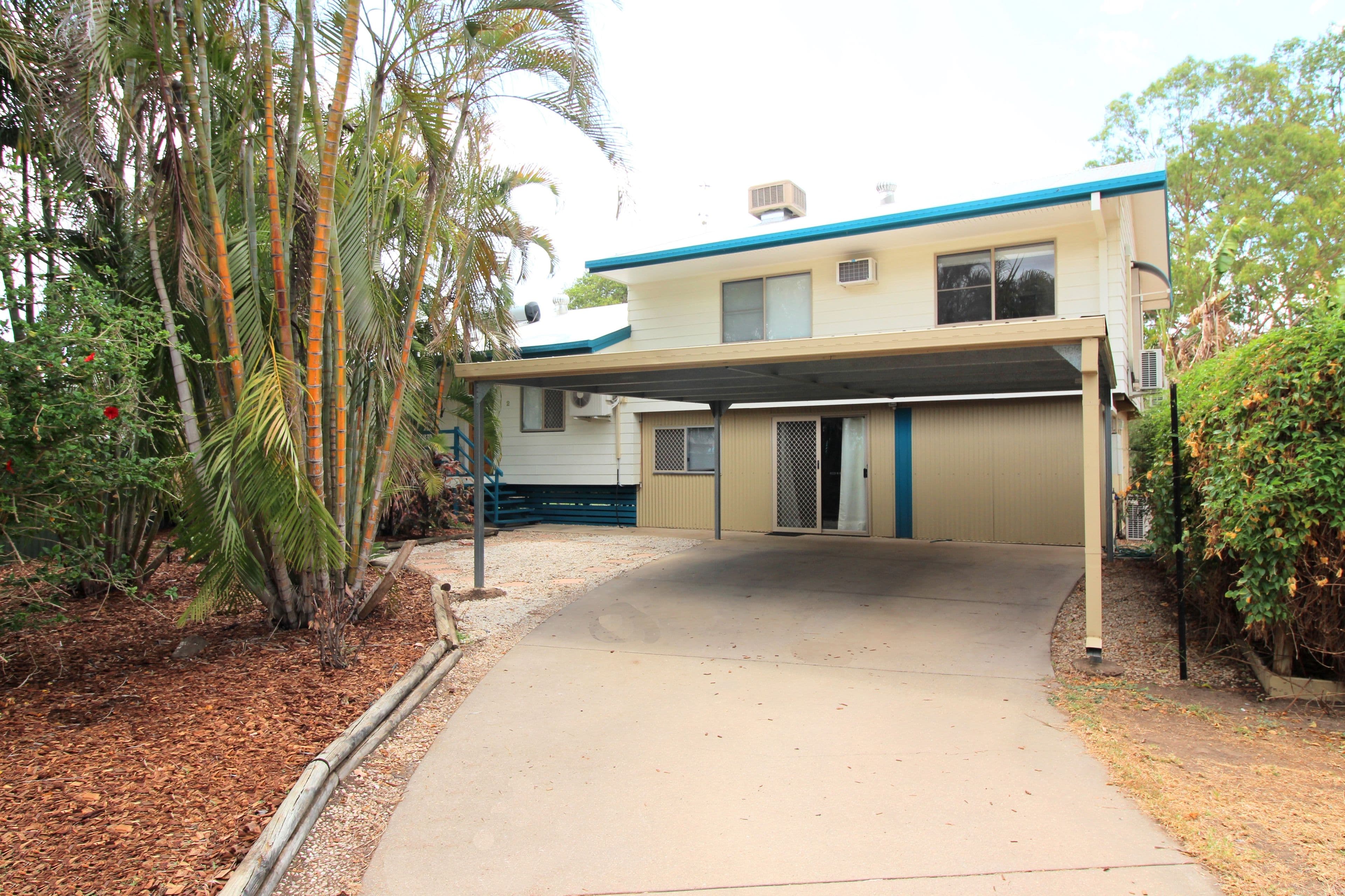 2 Michelle Place, Emerald QLD 4720, Emerald - Image 1