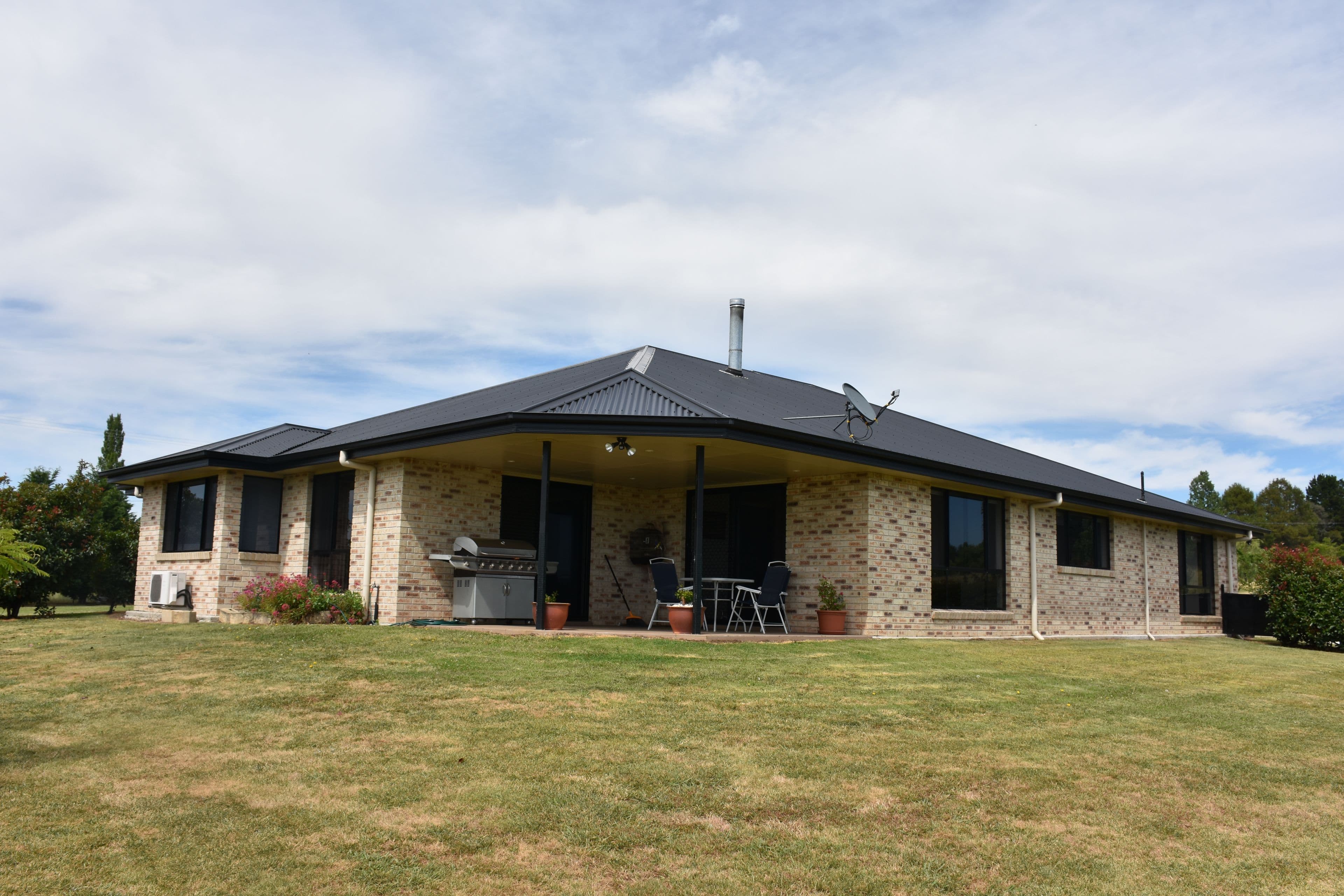 323 Red Range Road, Glen Innes NSW 2370, Glen Innes - Thumbnail 5