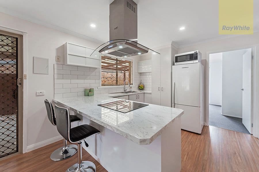 9 Marsden Walk, Roxburgh Park VIC 3064, Roxburgh Park - Thumbnail 2