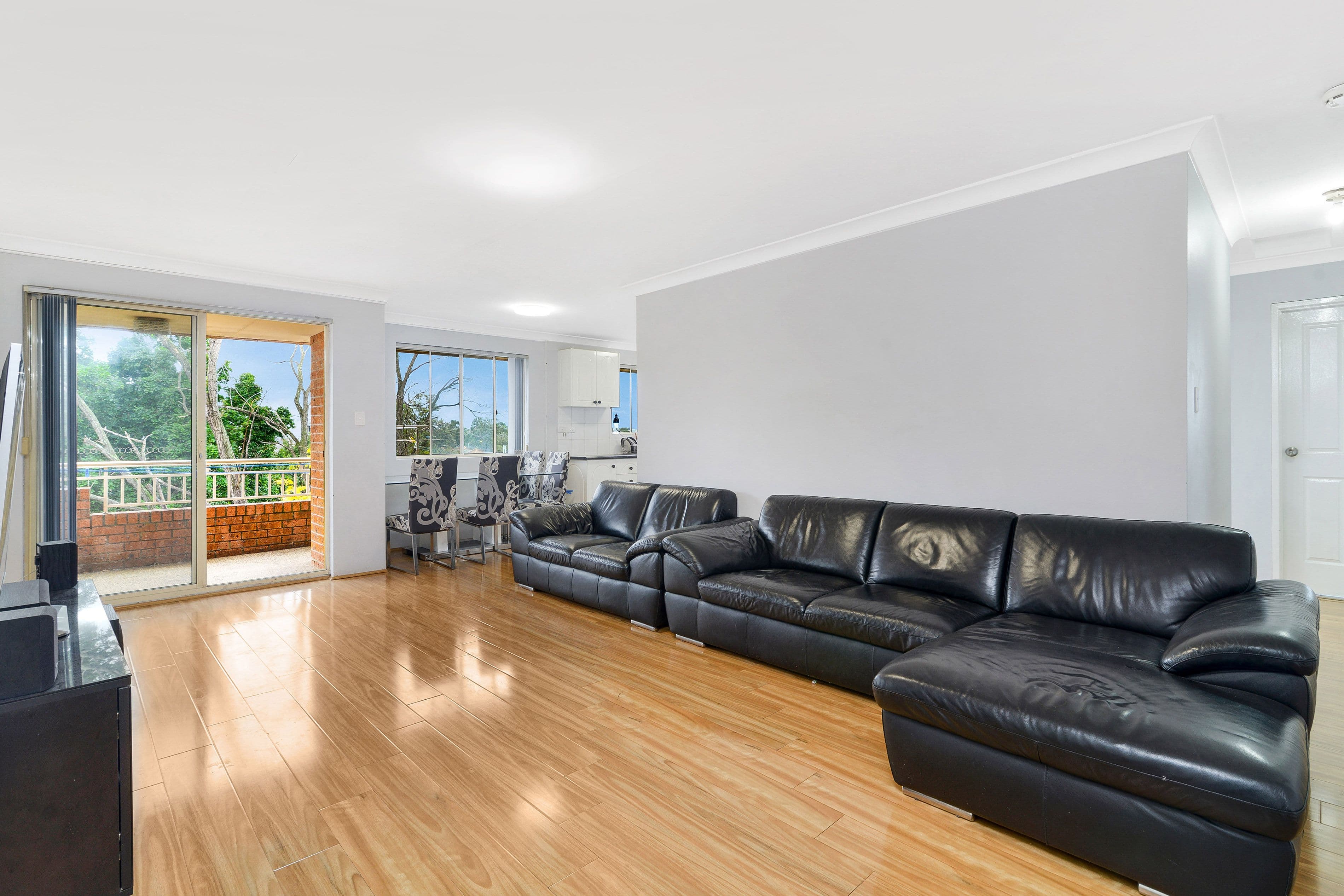 90 Arthur Street, Rosehill NSW 2142, Rosehill - Thumbnail 3