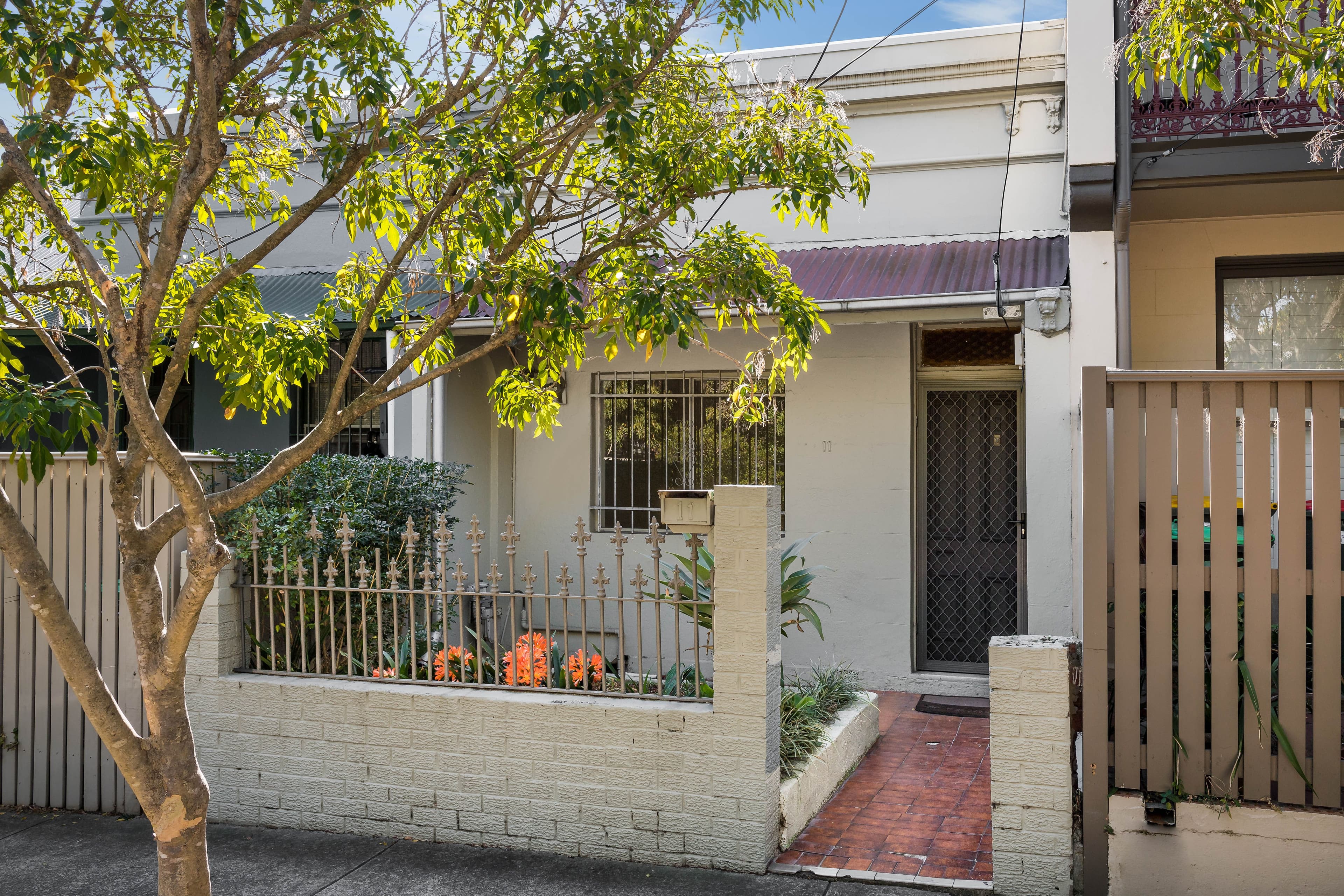11 Laura Street, Newtown - Image 1