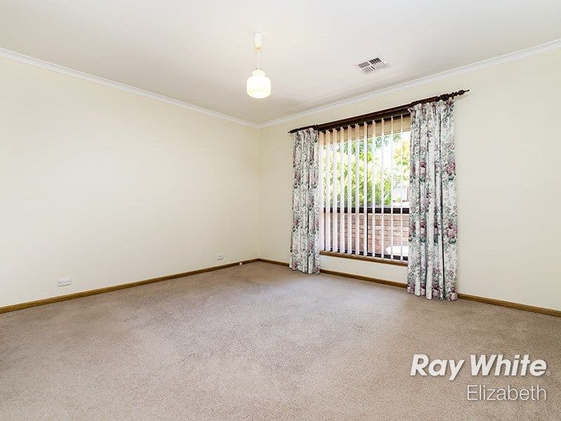 26 Megunya Crescent, Craigmore SA 5114, Craigmore - Thumbnail 8