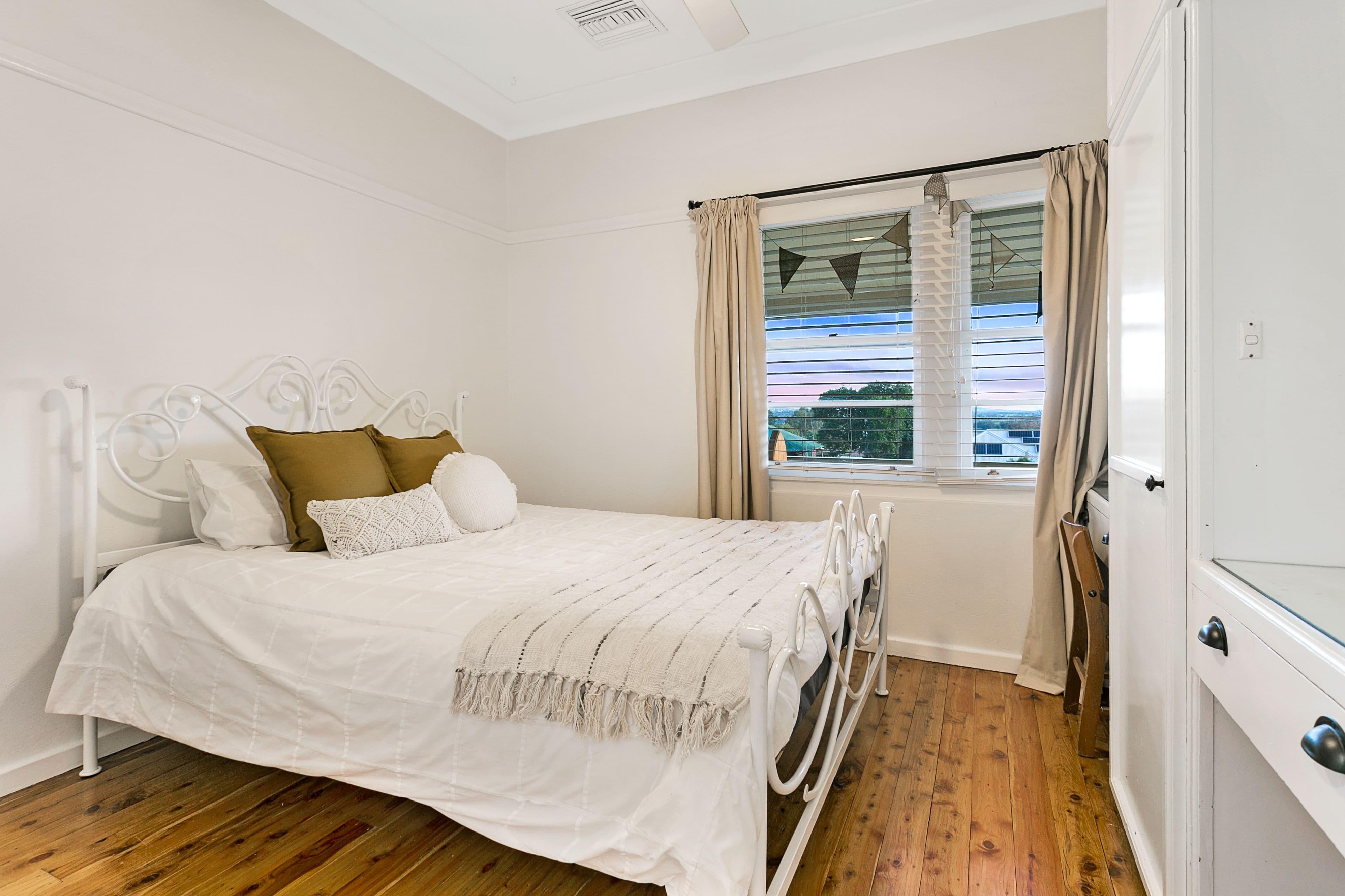 126 Upper Street, Tamworth NSW 2340, Tamworth - Thumbnail 7