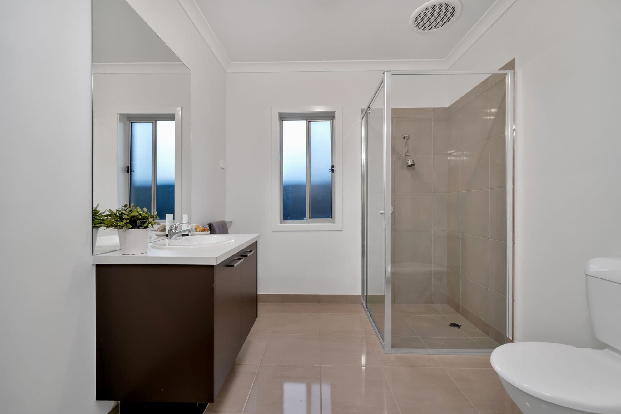 14 Satellite Drive, Werribee VIC 3030, Werribee - Thumbnail 3