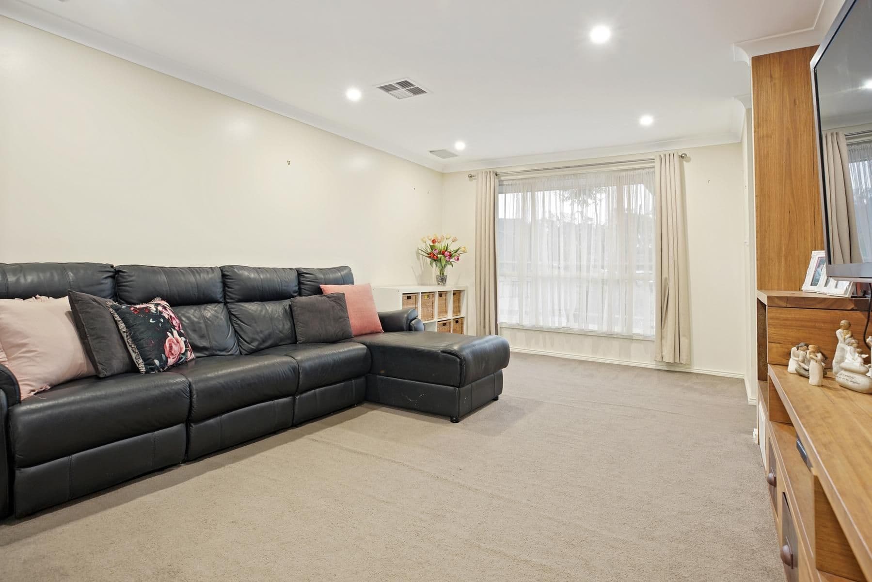 6 Staples Place, Glenmore Park - Thumbnail 3