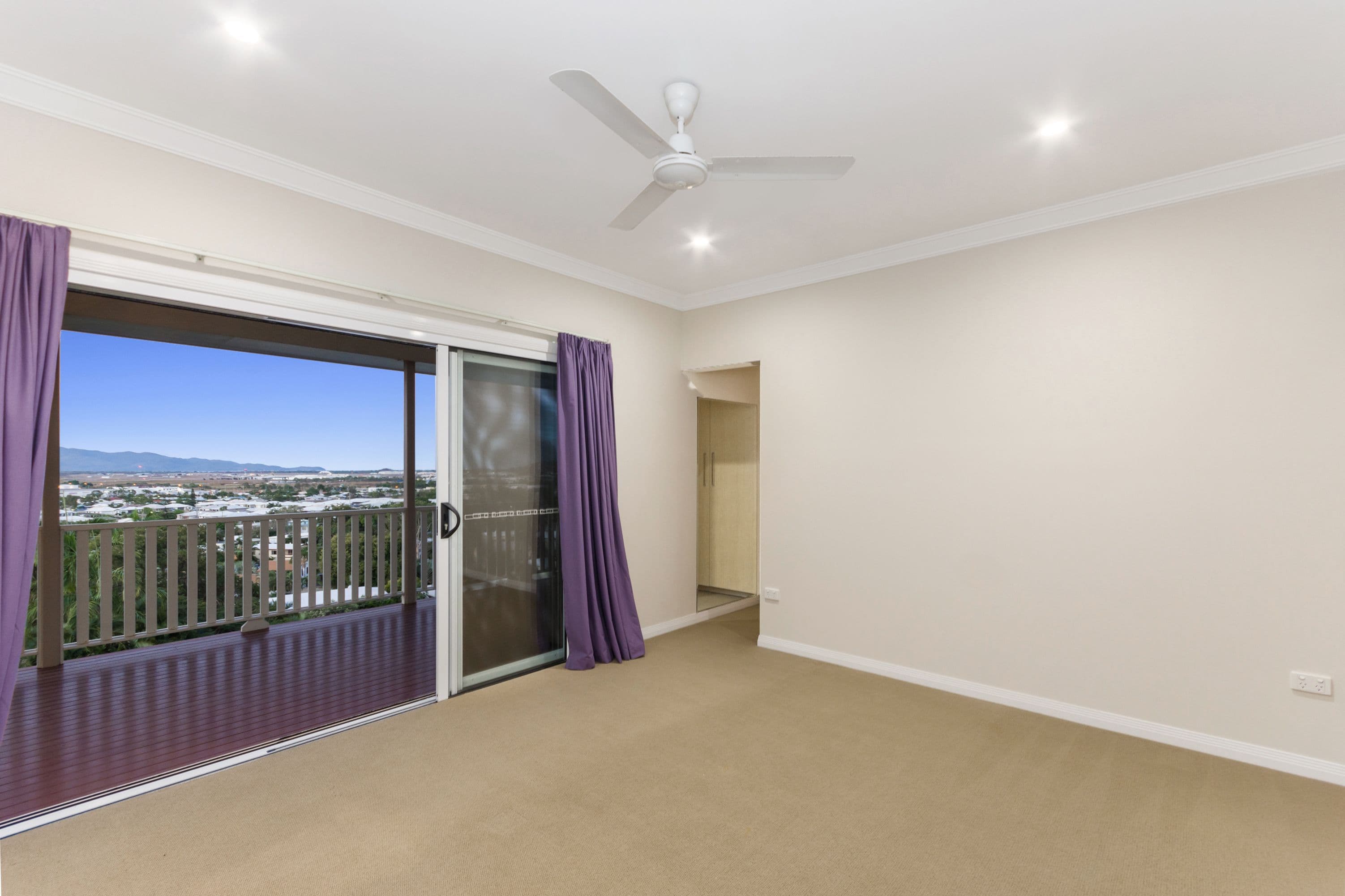 6 Kallanda Street, Mount Louisa QLD 4814, Mount Louisa - Thumbnail 4