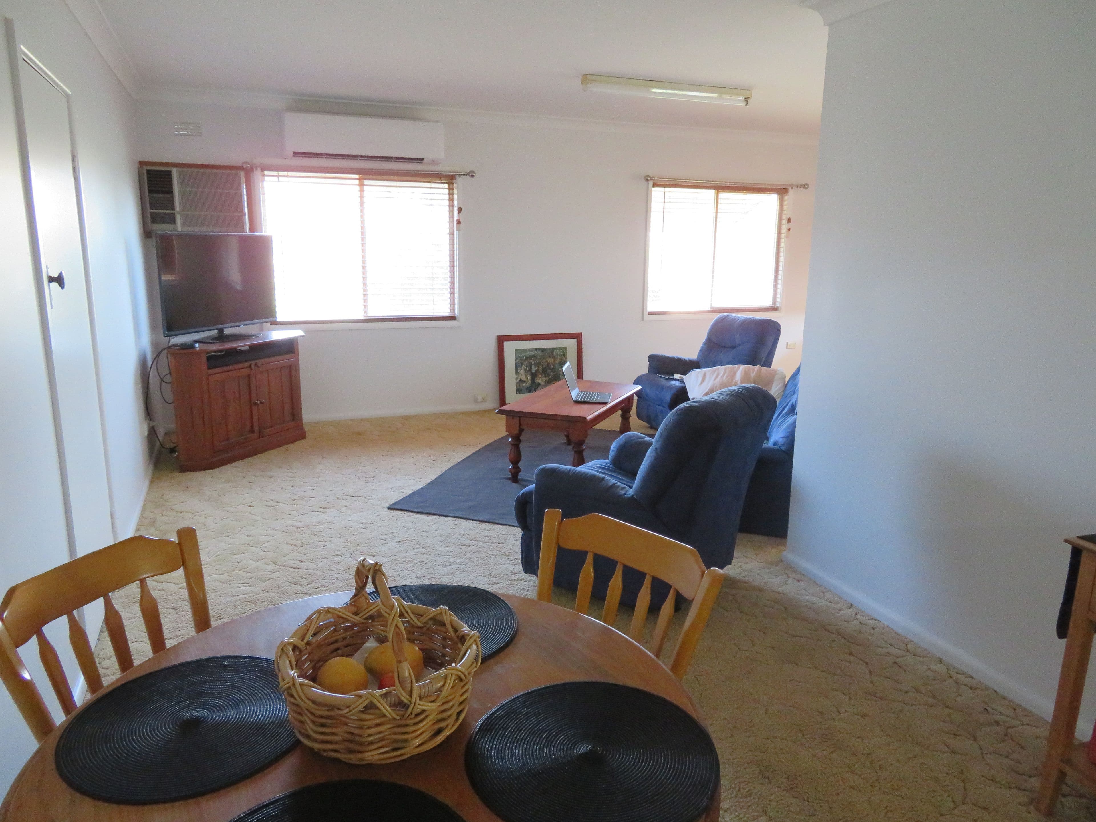 25 Ridge Street, Gundagai NSW 2722, Gundagai - Thumbnail 2