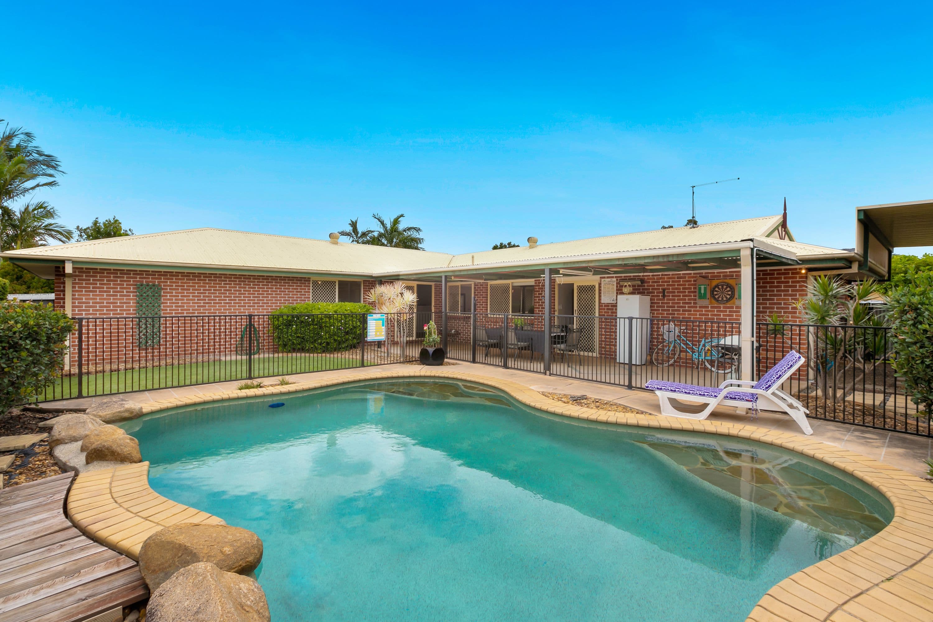 28 Redgrove Avenue, Wellington Point QLD 4160, Wellington Point - Thumbnail 2