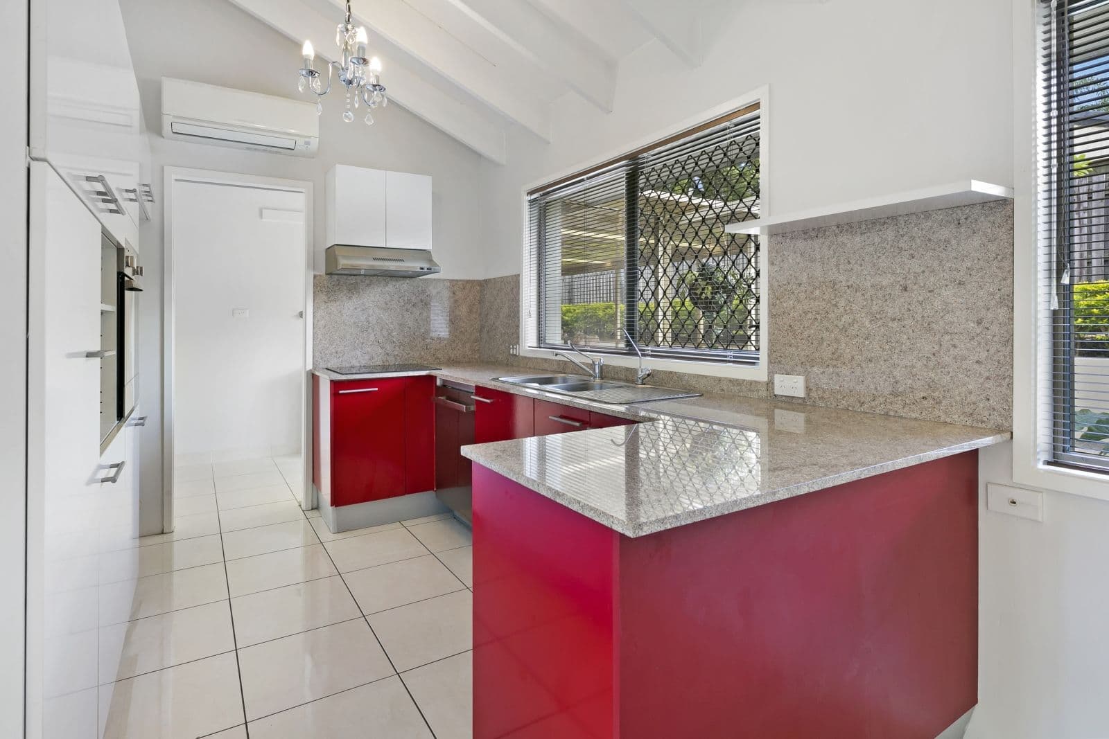2 Koonan Court, Ashmore QLD 4214, Ashmore - Thumbnail 4