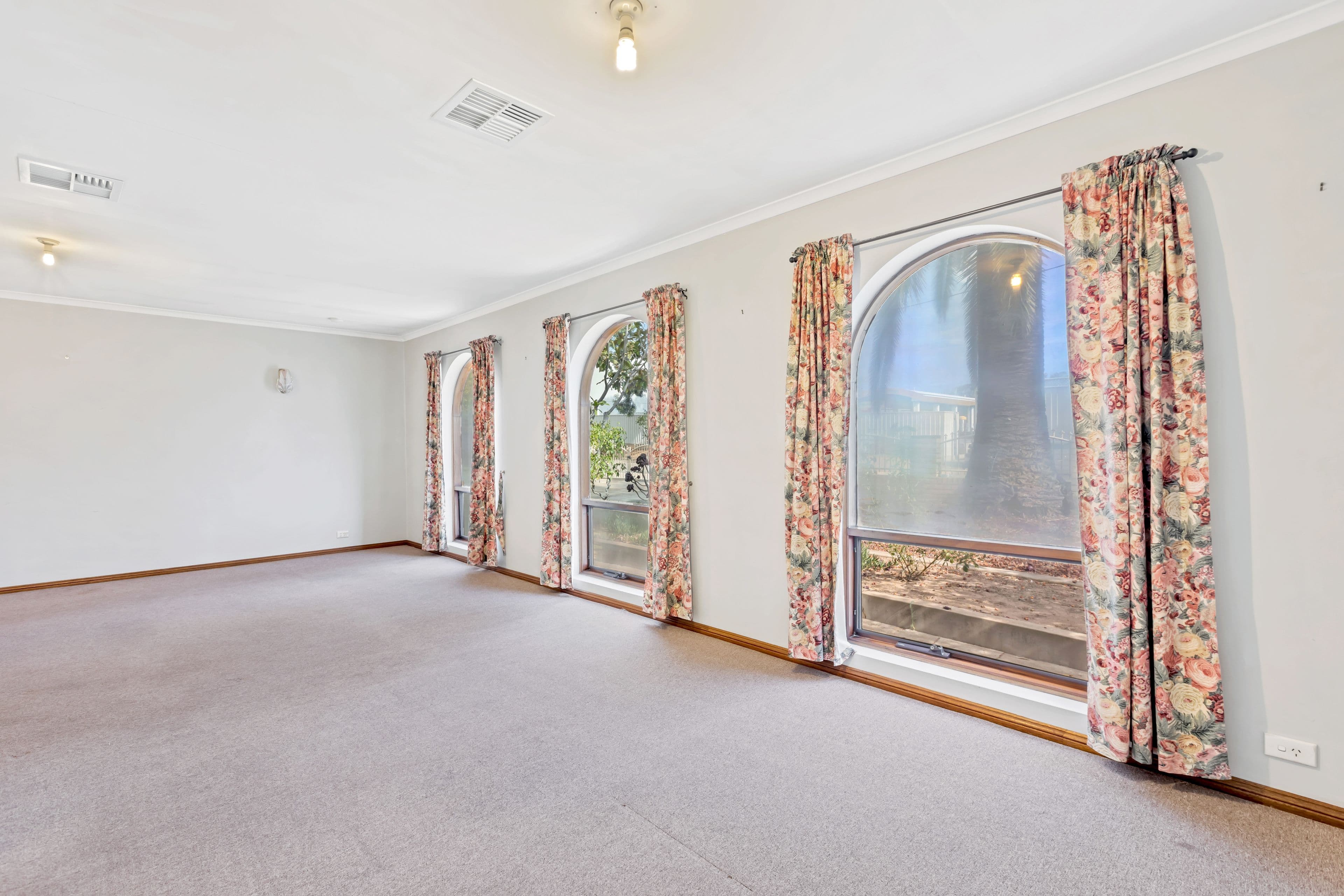 6 Kirk Street, Smithfield SA 5114, Smithfield - Thumbnail 4