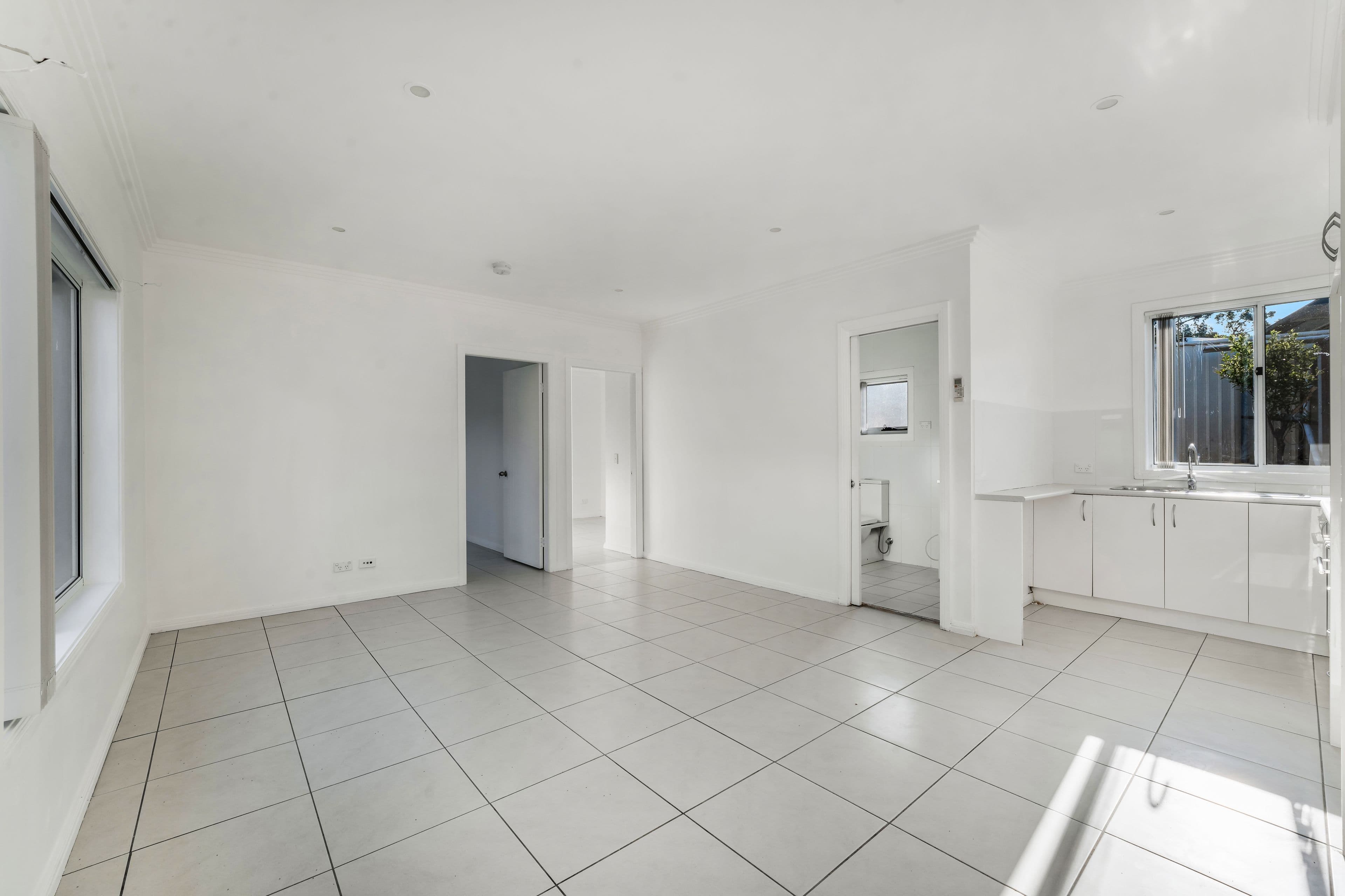 105 St Johns Road, Green Valley NSW 2168, Green Valley - Thumbnail 8