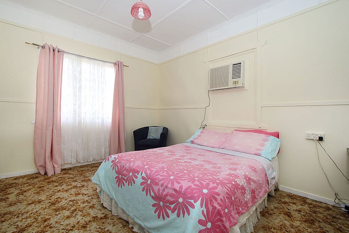 3 Vineyard Street, One Mile QLD 4305, One Mile - Thumbnail 4