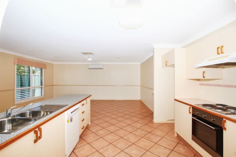 16 Rex Street, Goulburn - Thumbnail 3